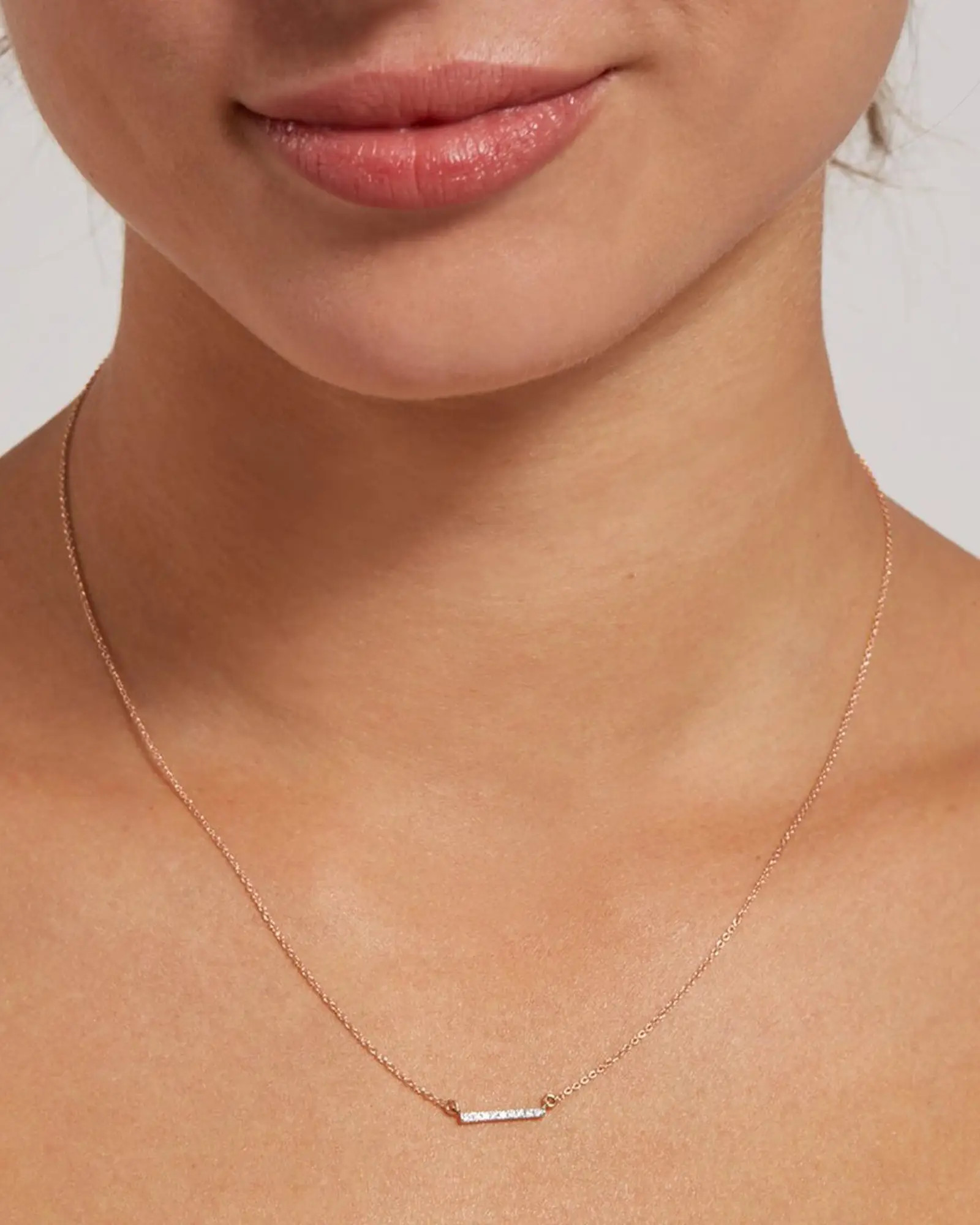 14K Gold Diamond Petite Bar Necklace | Quince