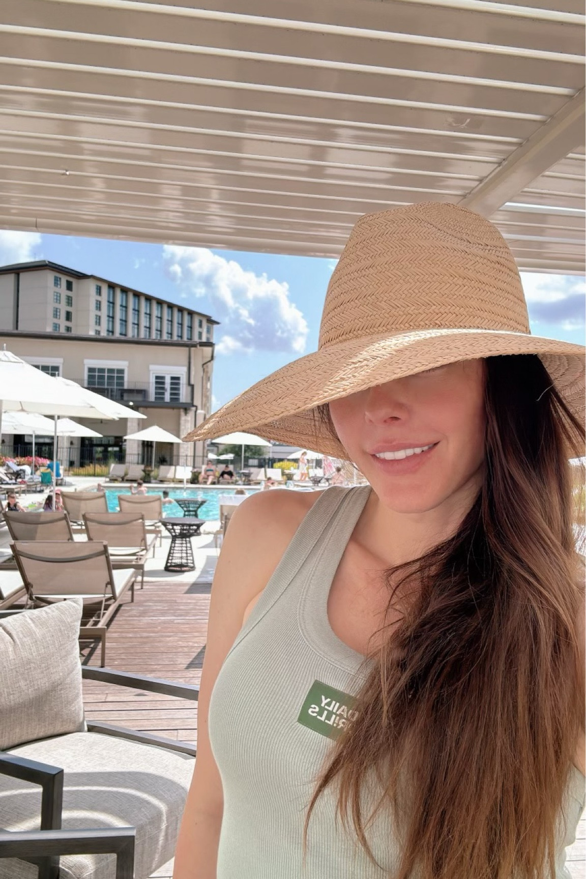 Pool day 🏊🏼🏖️ 