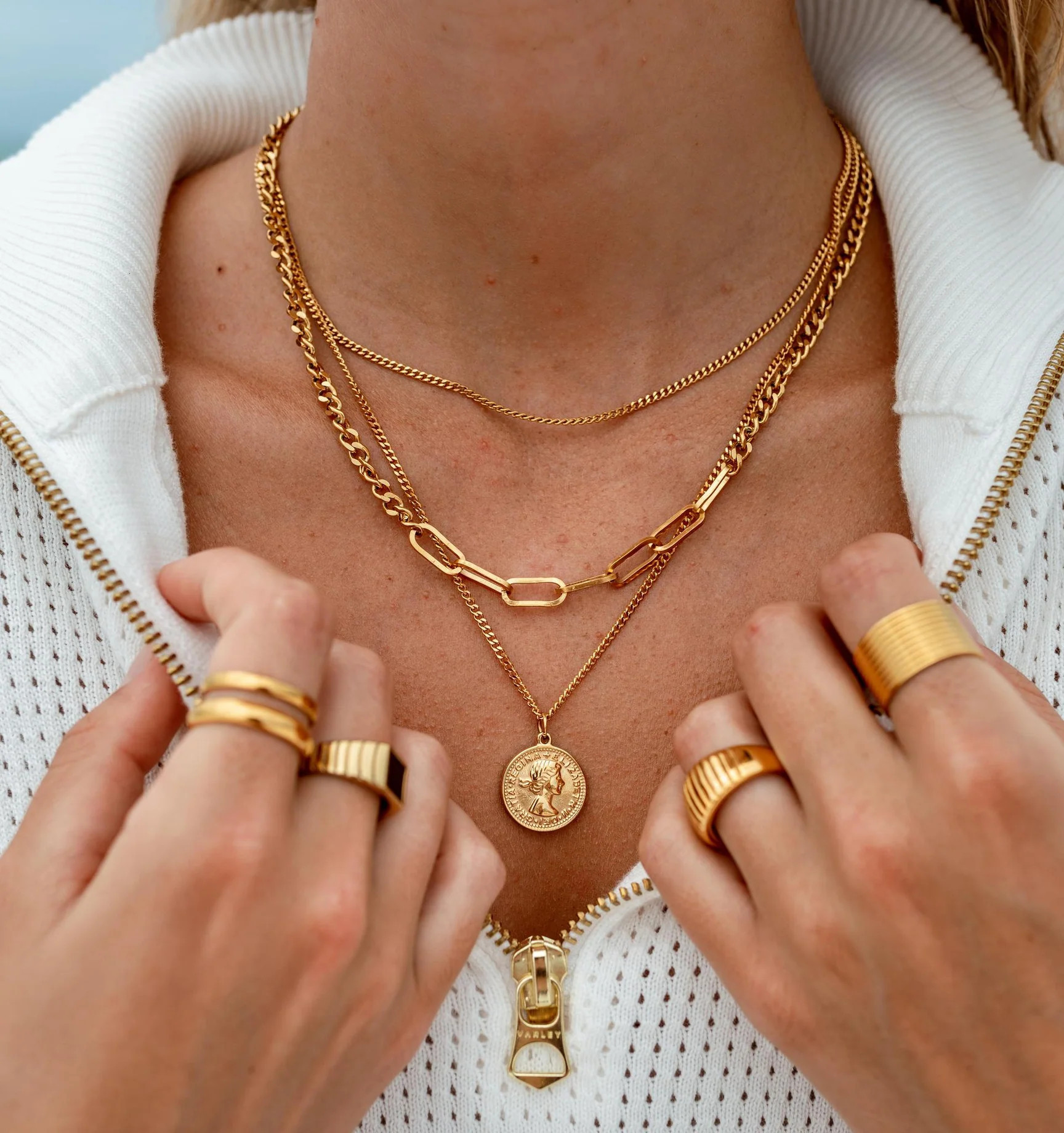 3 Little Birds Necklace Gold | ALCO Jewelry