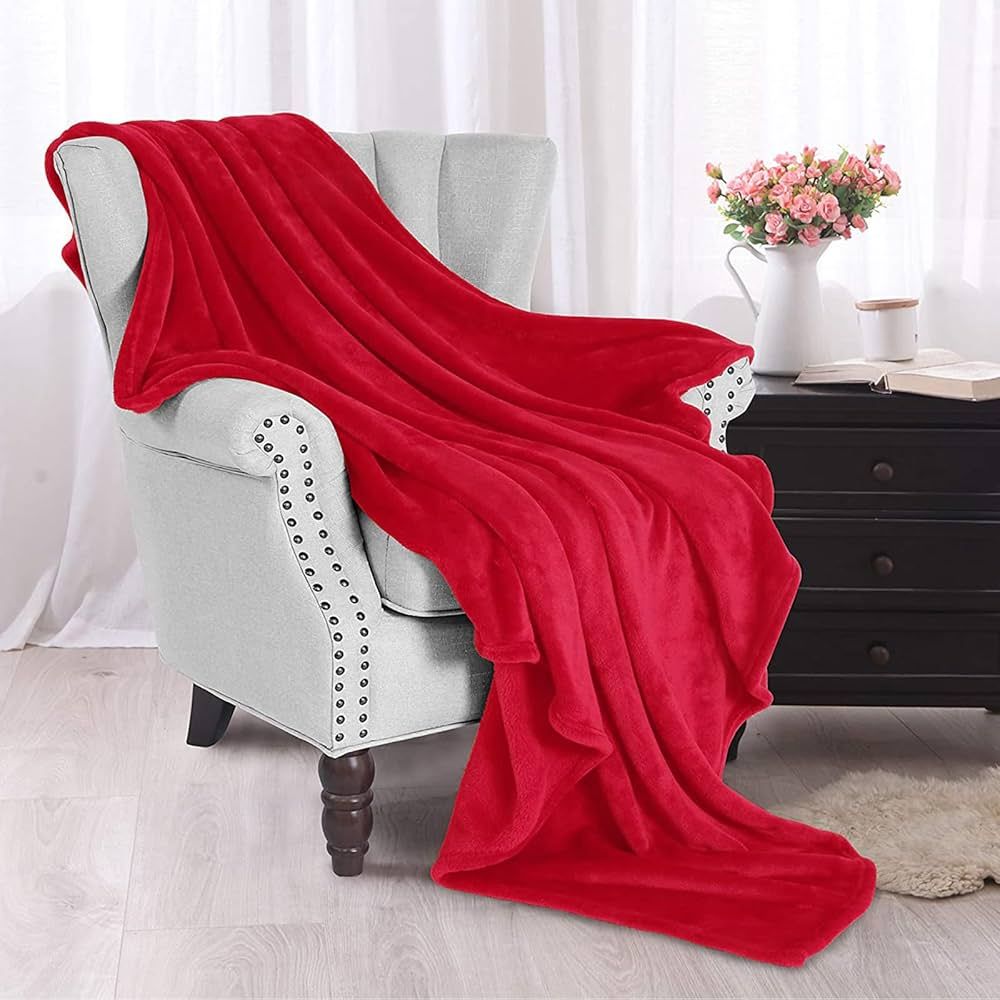 Exclusivo Mezcla Extra Large Fleece Throw Blanket, 50x70 Inches 300GSM Super Warm and Soft Blanke... | Amazon (US)