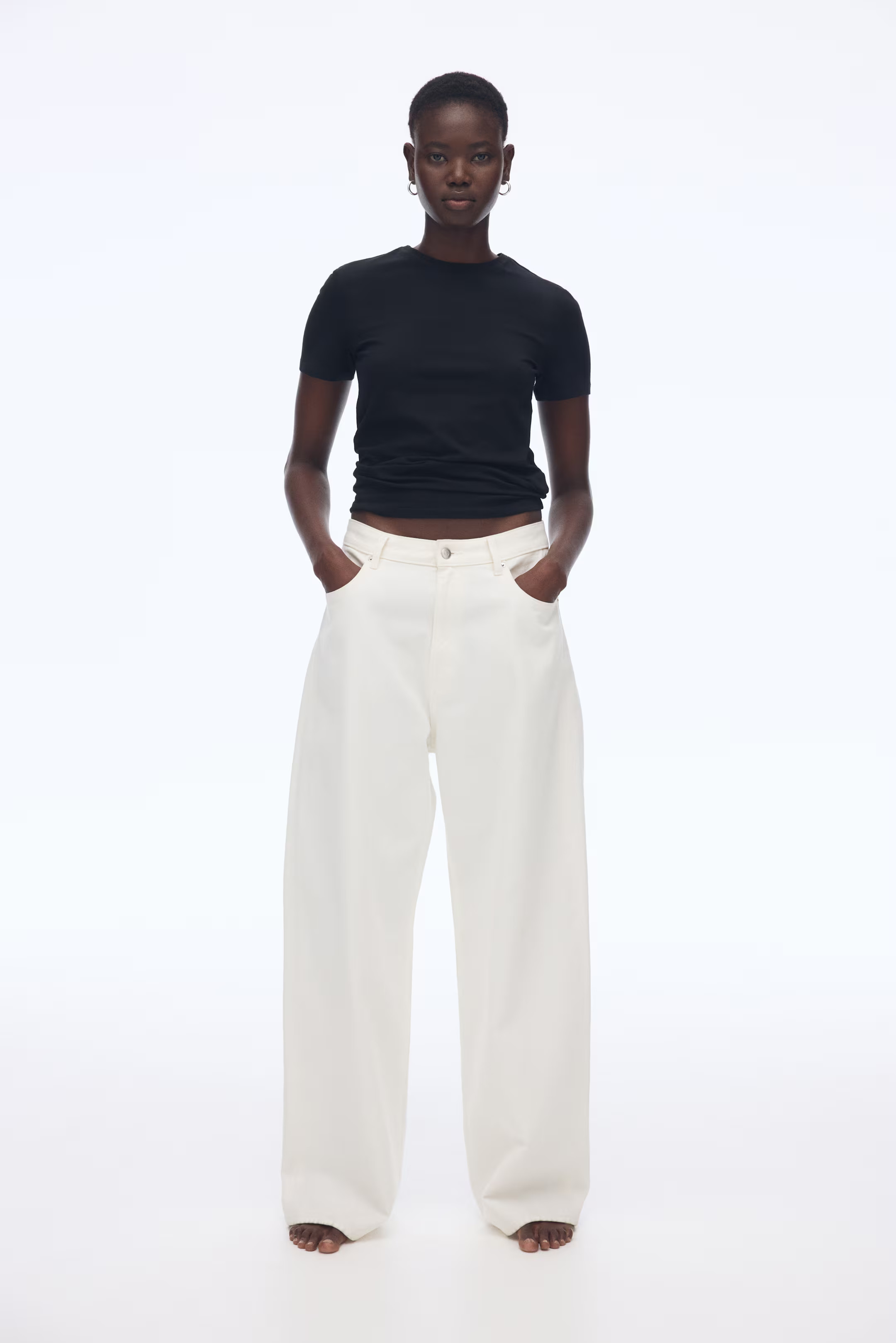 Fitted T-shirt | H&M (UK, MY, IN, SG, PH, TW, HK)