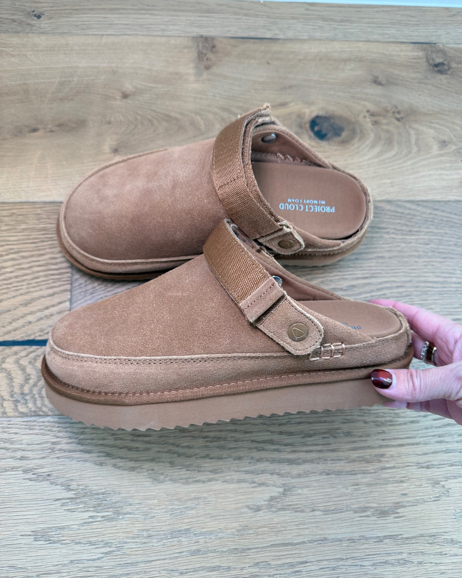 Ugg vs Amazon! $60 vs $155
