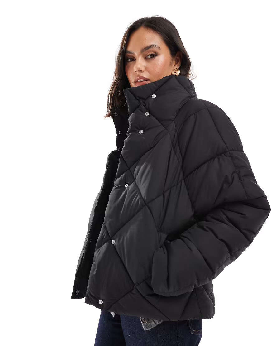 Miss Selfridge oversized quilted funnel neck crop puffer jacket in black | ASOS (Global)