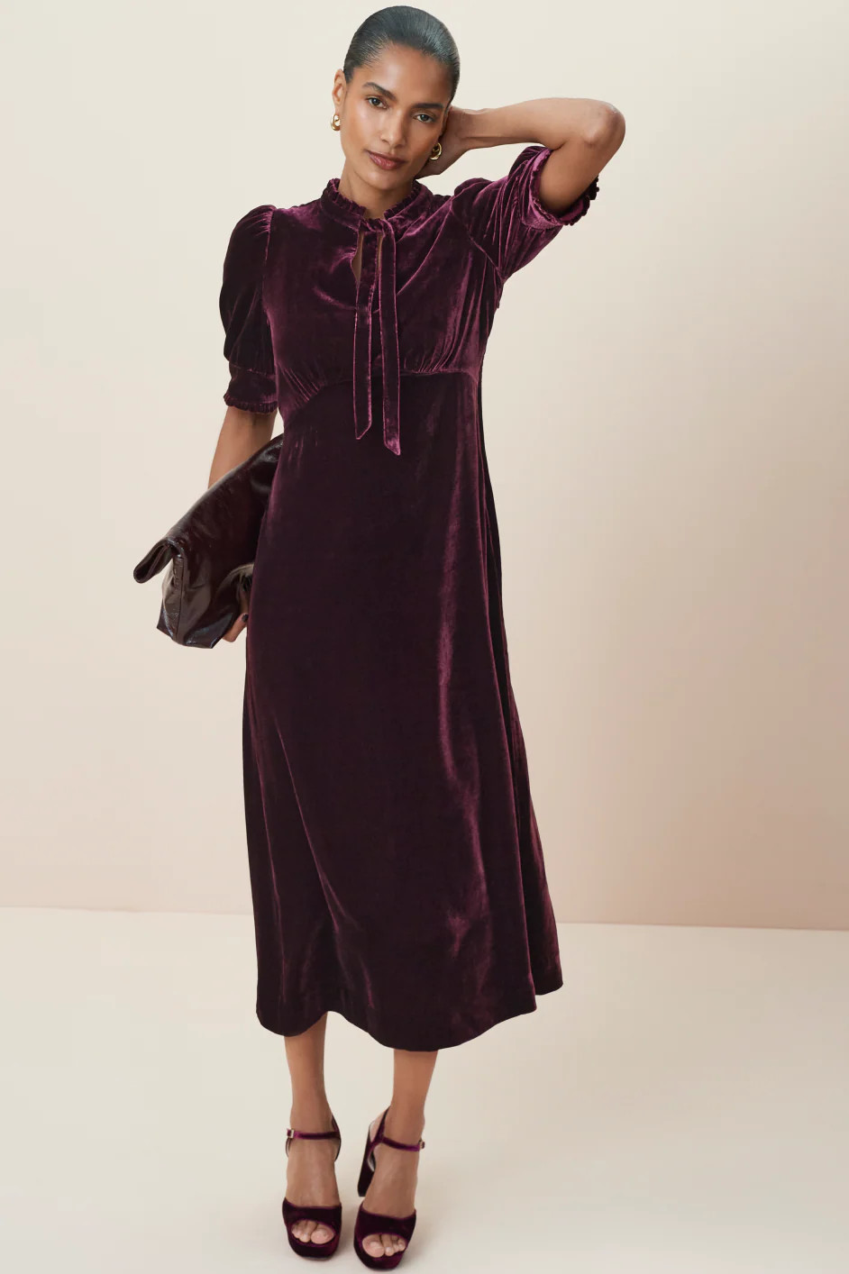 Paulina Silk Velvet Dress - Deep Fig | WYSE London