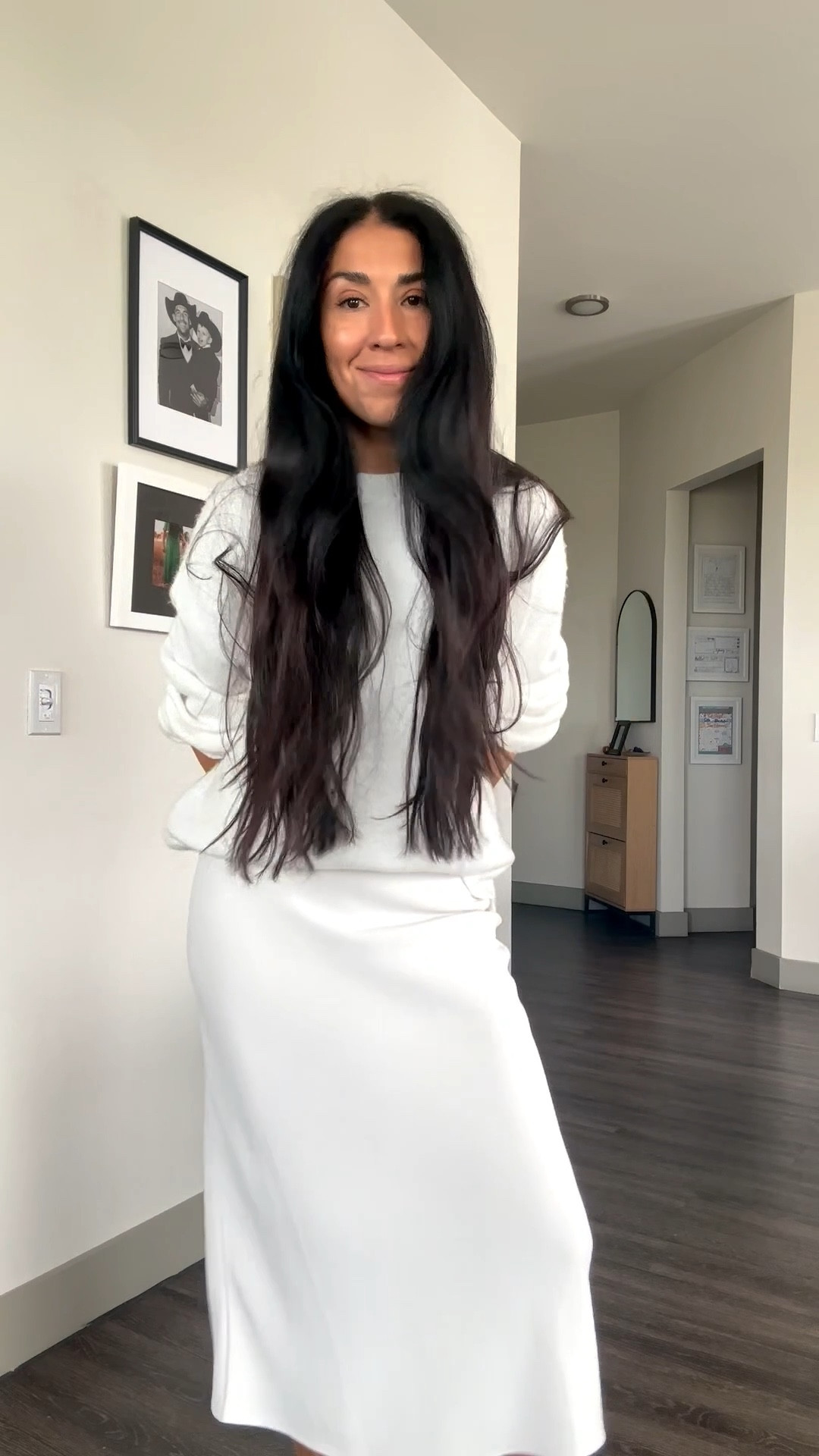 Fall whites forever. This skirt sits right where it should, long enough to feel polished, short enough that my boots don’t fight for space. I love when a simple outfit just works. 

Skirt is Aritzia, sweater is extremely oversized, just as it should be.  🤍