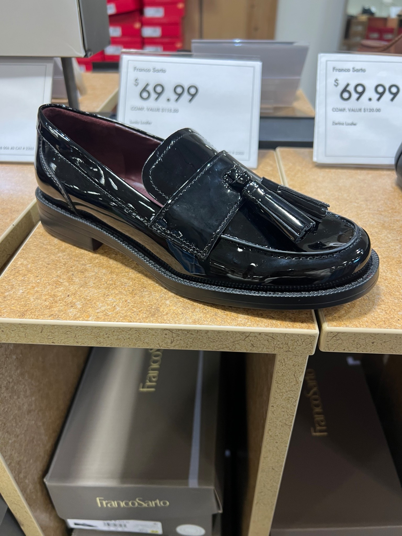 black loafers 

#LTKOver40 #LTKFindsUnder100 #LTKSeasonal