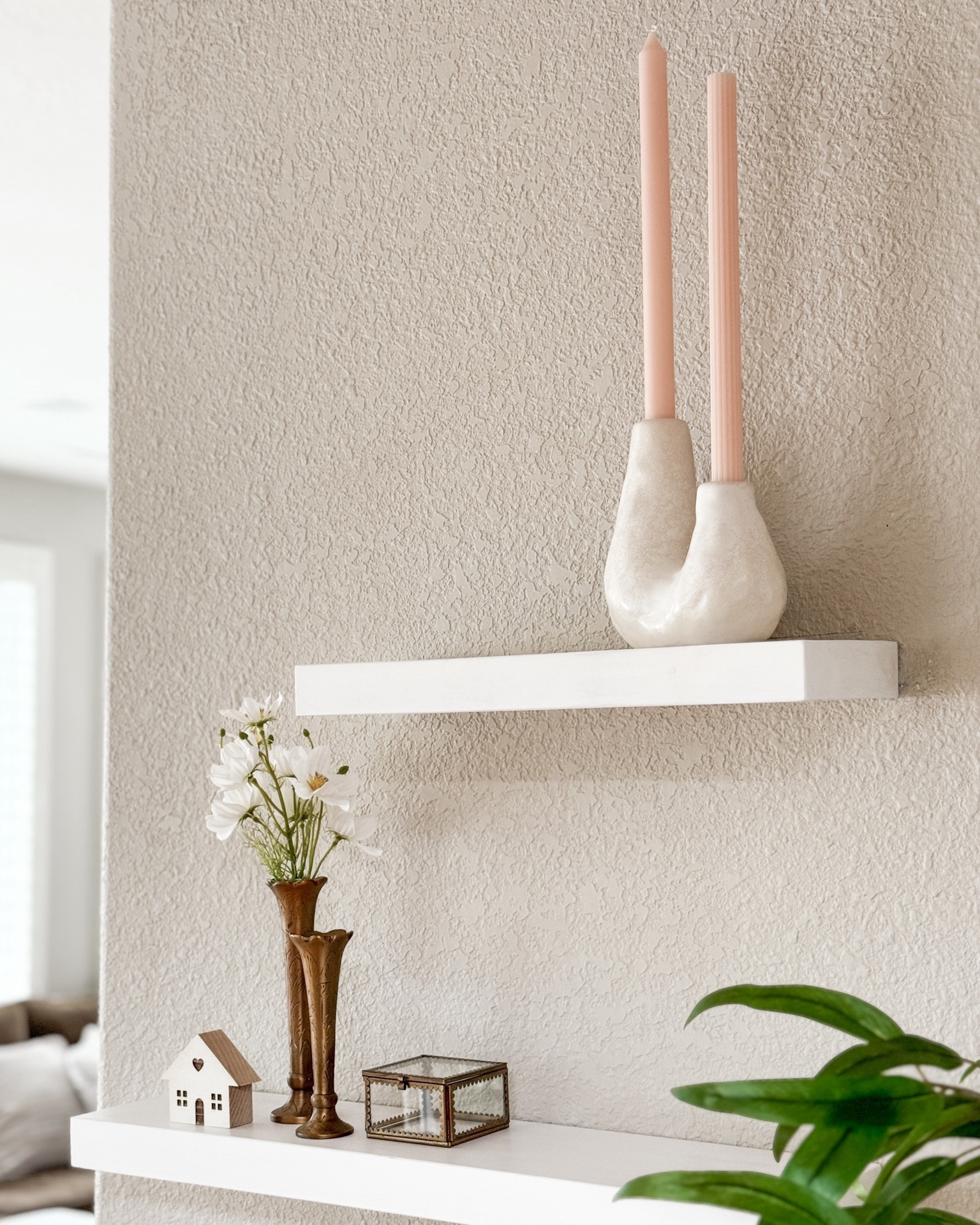 Simple minimal shelf styling 

#LTKhome #LTKfindsunder50 #LTKMostLoved