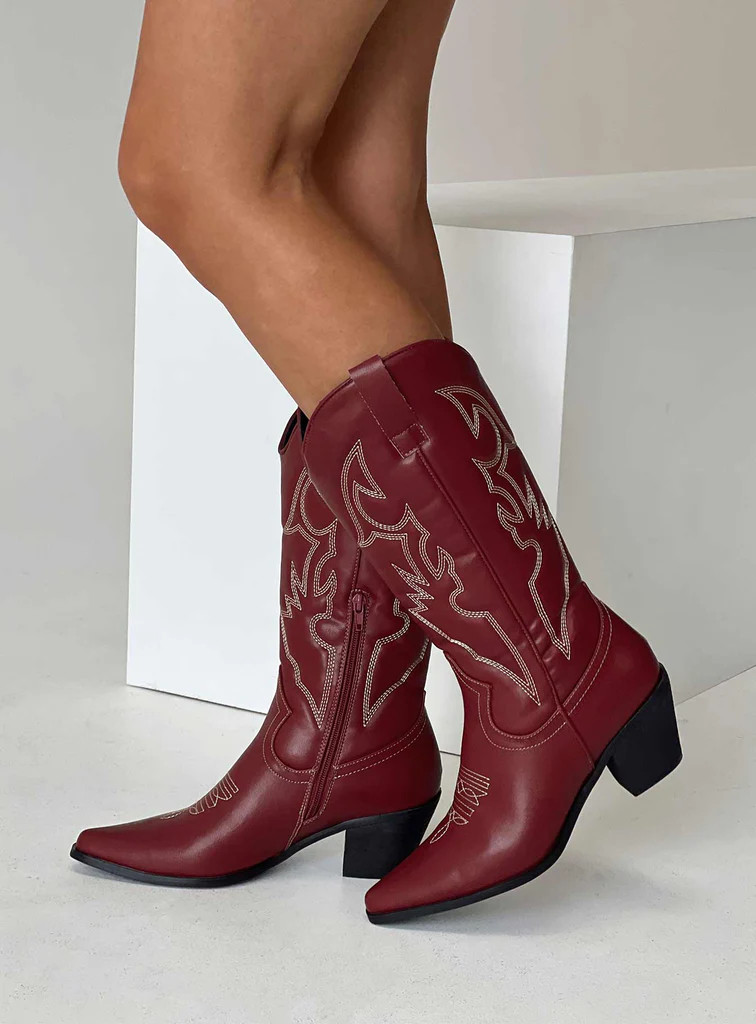 Therapy Clayton Boots Maroon | Princess Polly US