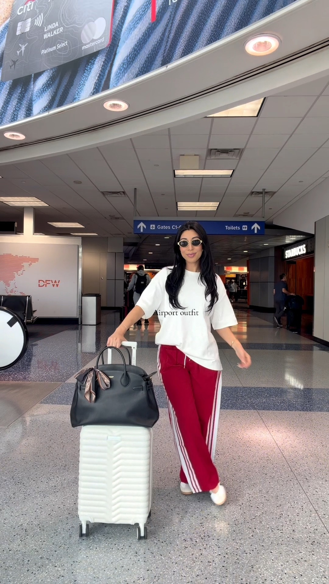 Airport outfit ❤️ 

#LTKootd #LTKdayinmylife #LTKgrwm