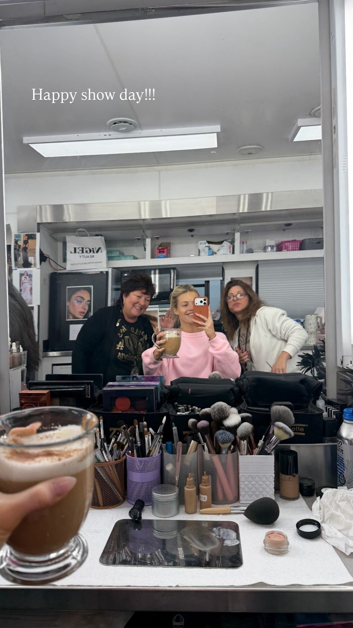 My makeup essentials 💕

#LTKBeauty #LTKSaleAlert #LTKStyleTip