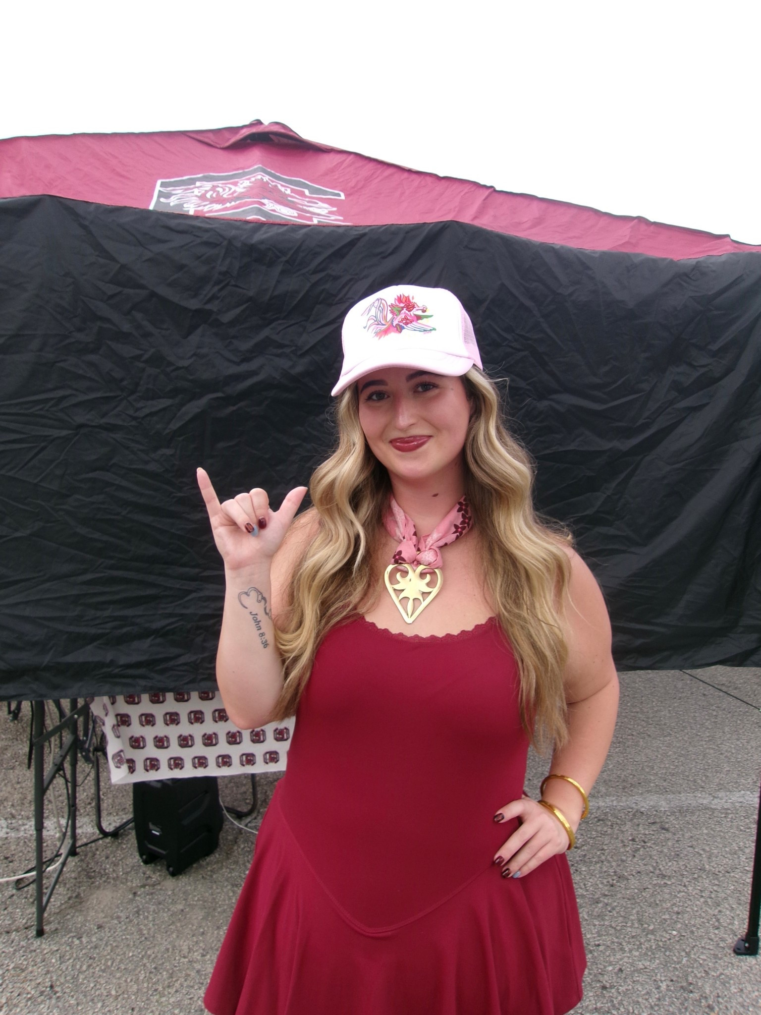 gameday outfit! 

#LTKPlusSize #LTKFindsUnder50 #LTKFindsUnder100