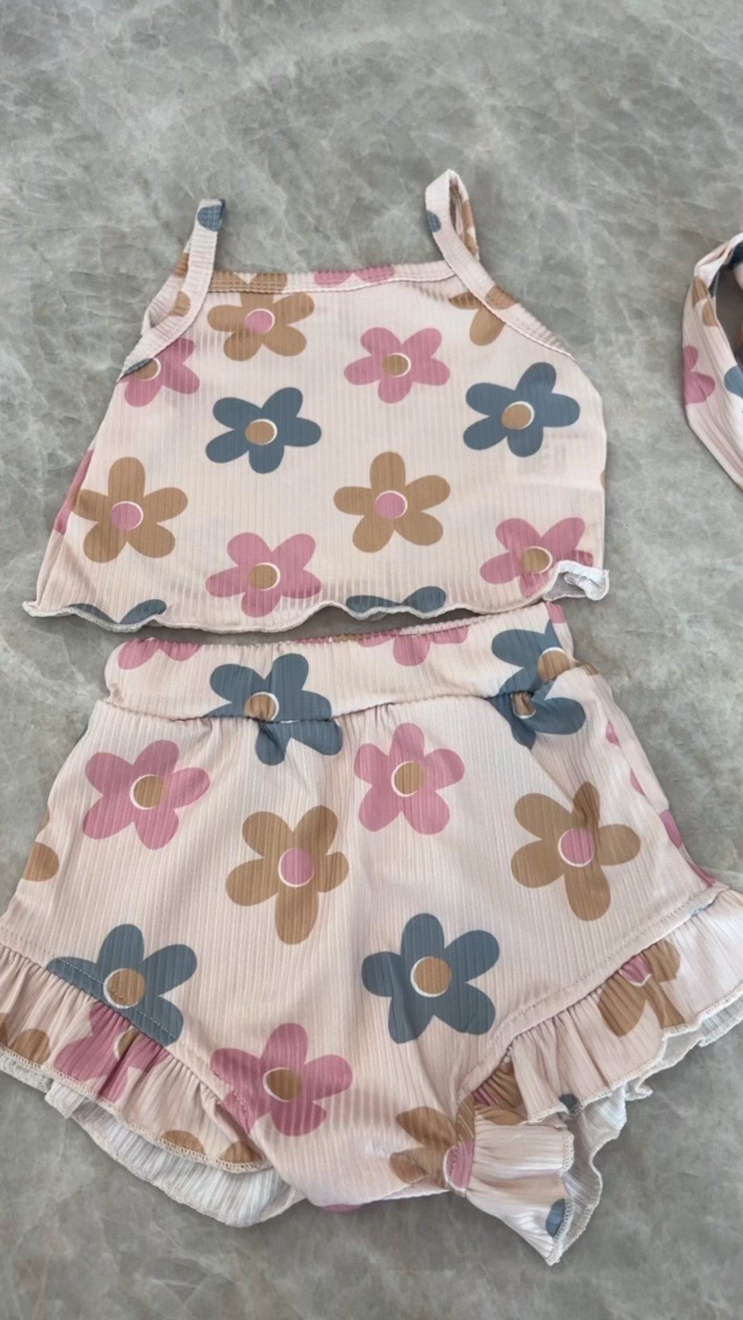 $13 baby girl Amazon set 🌸
Amazon baby girl outfit 



#LTKBaby #LTKKids