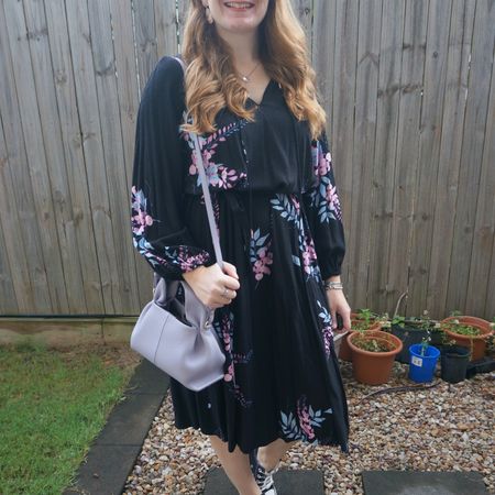 Happy Easter! He is risen!💙Didn't wear this dark floral print Kmart midi dress for Easter Sunday today but it was a contender! I like it with the pastel lilac Polene Numero neuf mini bag 💜 

#LTKaustralia #LTKitbag