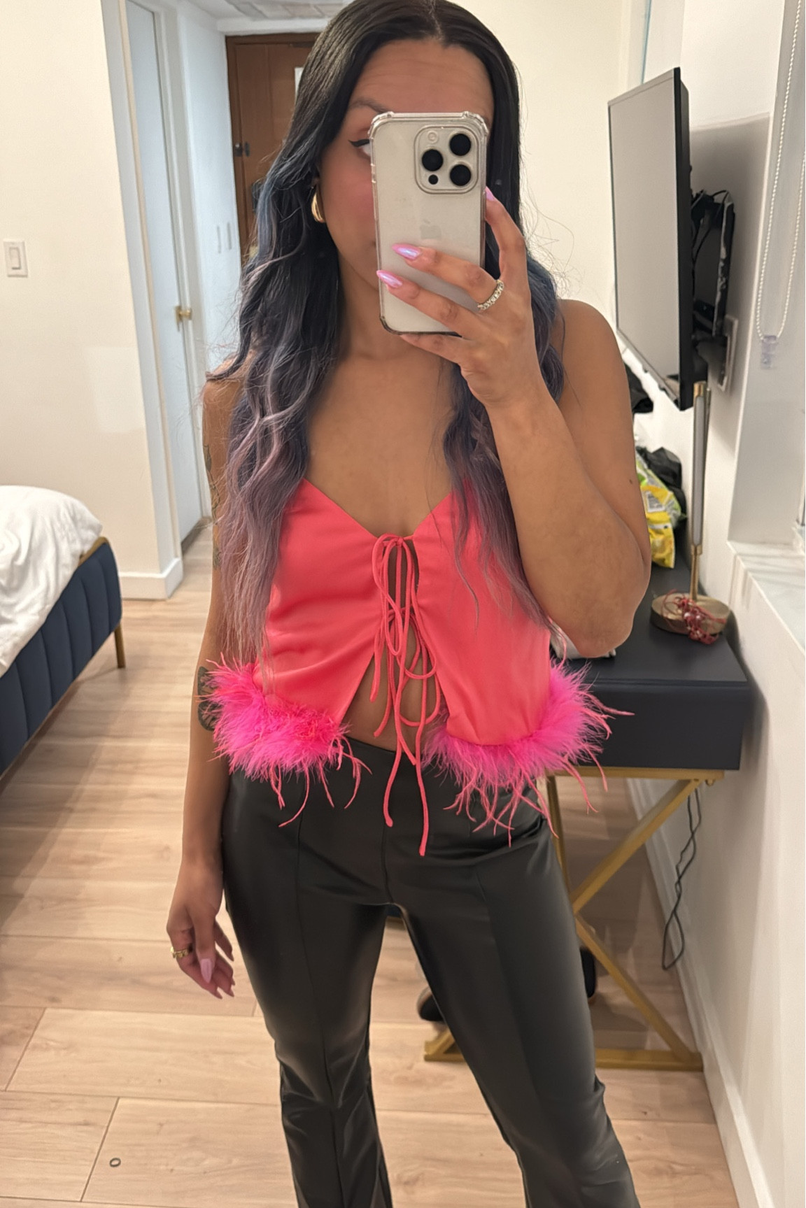 Loved this fun feathered top for a night out to a Miami Heat game and a club after! Ordered the top in a size XS - it’s currently on final sale for $18 🩷 #miami #nightout #partyfits 

#LTKparties #LTKfindsunder50 #LTKstyletip