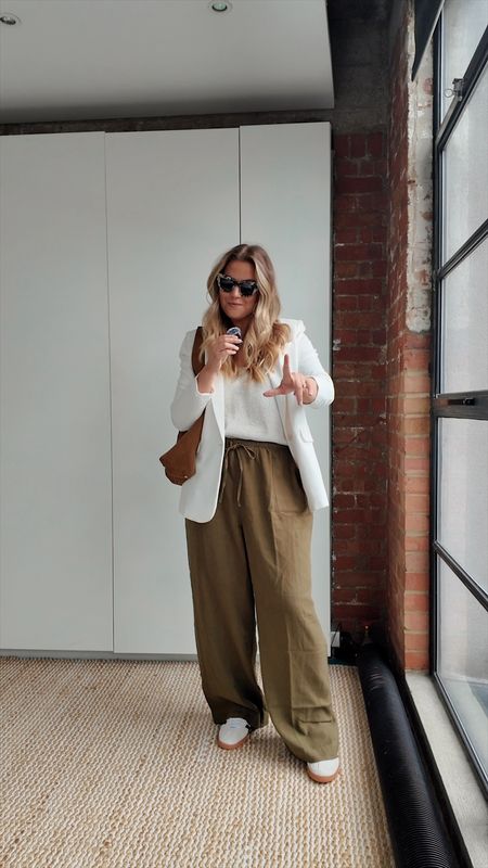 **27/30** midsize spring outfit ideas 🌷

Code 15FORYOU gets 15% off Nobody’s Child now

Soho home brown fluffy teddy robe

Shreddy greens powder

Khaki linen trousers [UK 18]

beige knit vest [UK 16]

Adidas handball spezial trainers [Beige core]

Abercrombie cream white blazer [XL]

Tan suede tote bag

Speckle pattern free people sunglasses

spring outfit // midsize outfit // midsize style // spring outfit idea // spring style // midsize fashion // spring fashion // outfit inspiration // linen trousers // nobody’s child // cream blazer // knit vest

#LTKsummer #LTKmidsize #LTKeurope