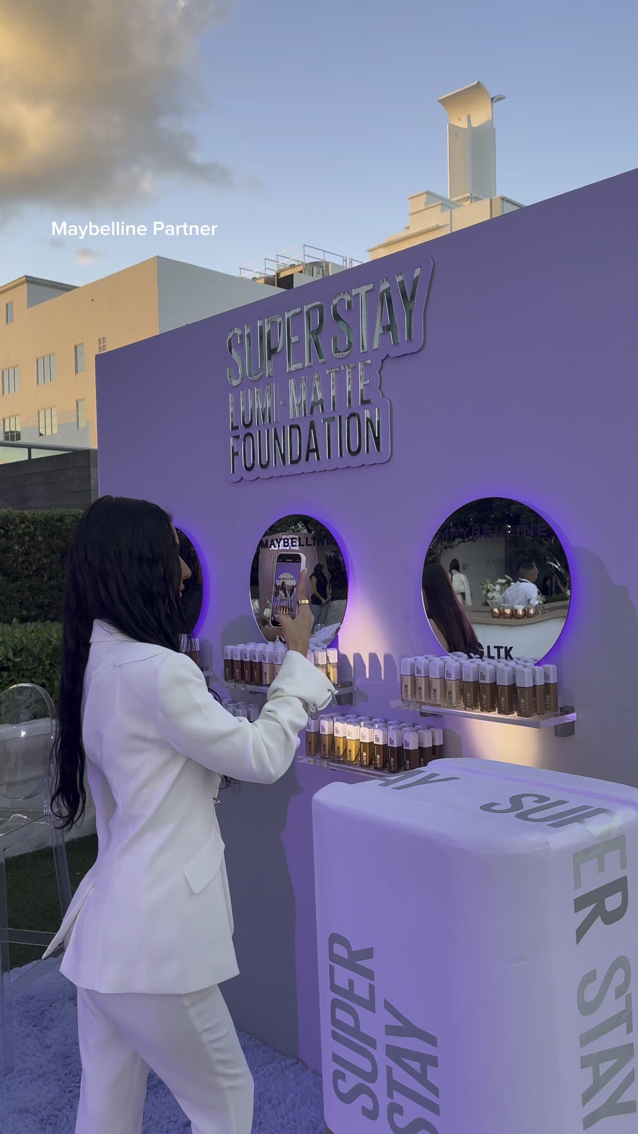 My favorite long wear matte foundation + lip colors #MaybellinePartner @maybelline 