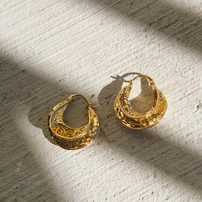 Hammered Gold Hoop Earrings,thick Hoop Earrings,huggie Hoop Earrings,solid Gold Earrings,minimali... | Etsy (US)