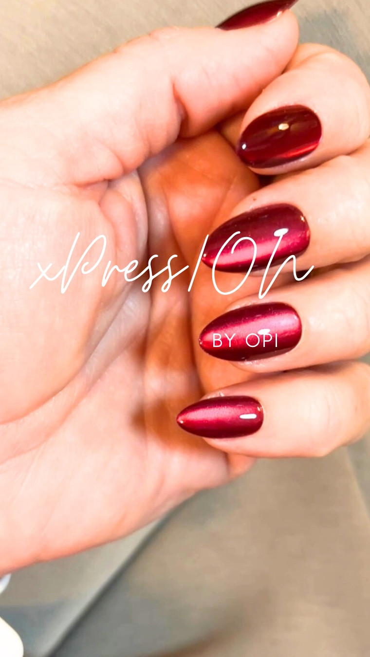 These aren’t salon nails… but they look like it 💅✨
Press-ons are my secret weapon — bold, glossy, and easy to change whenever I want. This cat-eye red is a fave, but I love having options.

#PressOnNails
#NailInspo
#NailAddict
#NailGoals
#ManiAtHome