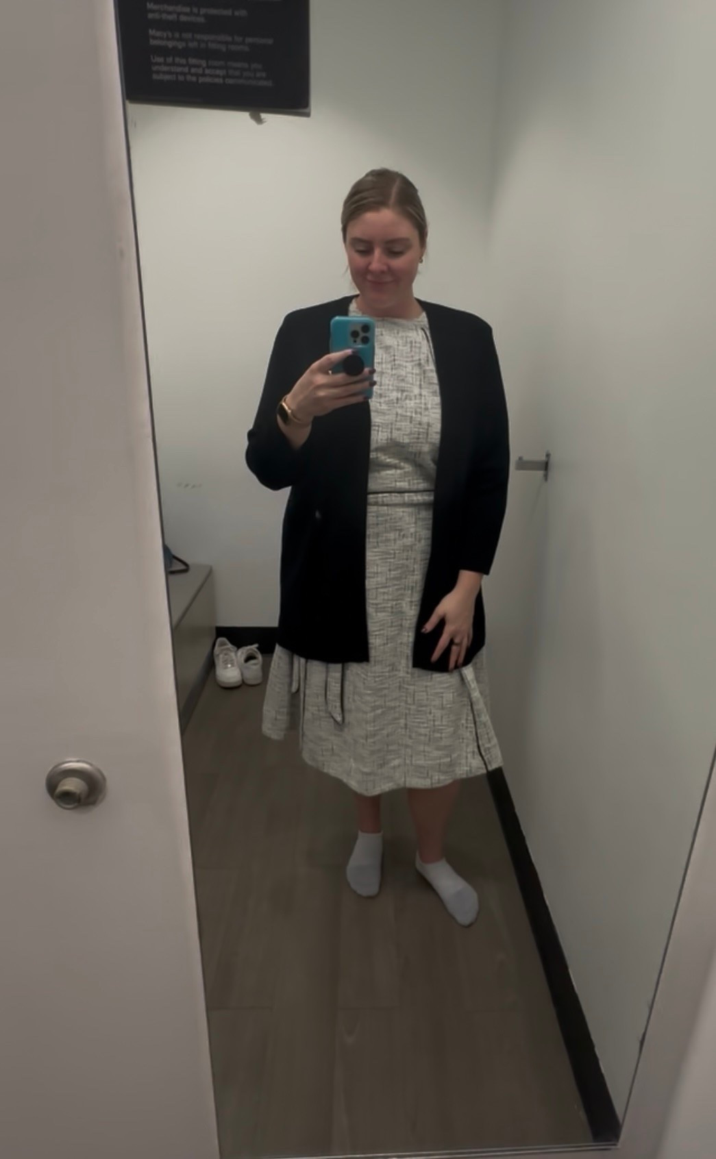 This is just a standard cardigan, no frills but definitely something you need in your closet as a staple. 

I’m wearing a size 2X and am glad I sized up. 

plus size fashion, mid size fashion, affordable fashion, Macy's

#LTKMidsize #LTKPlusSize #LTKCyberWeek