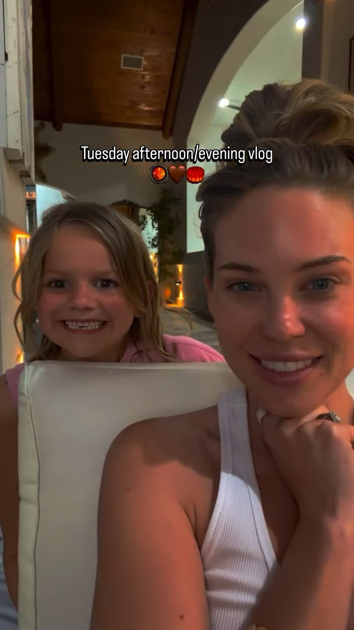 Check out our barn progress and cook dinner with me! This white chicken chili was BOMB! #momlife #vlog #ditl #minivlog