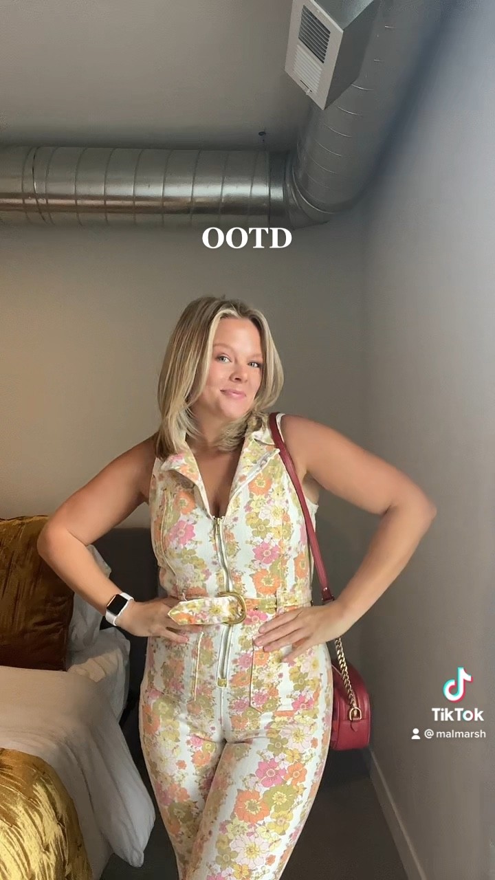 Summer outfit Inspo 
Show me your mumu 
Outfit inspiration 
Fall outfit inspiration 
Jumpsuit 

#LTKunder100 #LTKstyletip #LTKfit