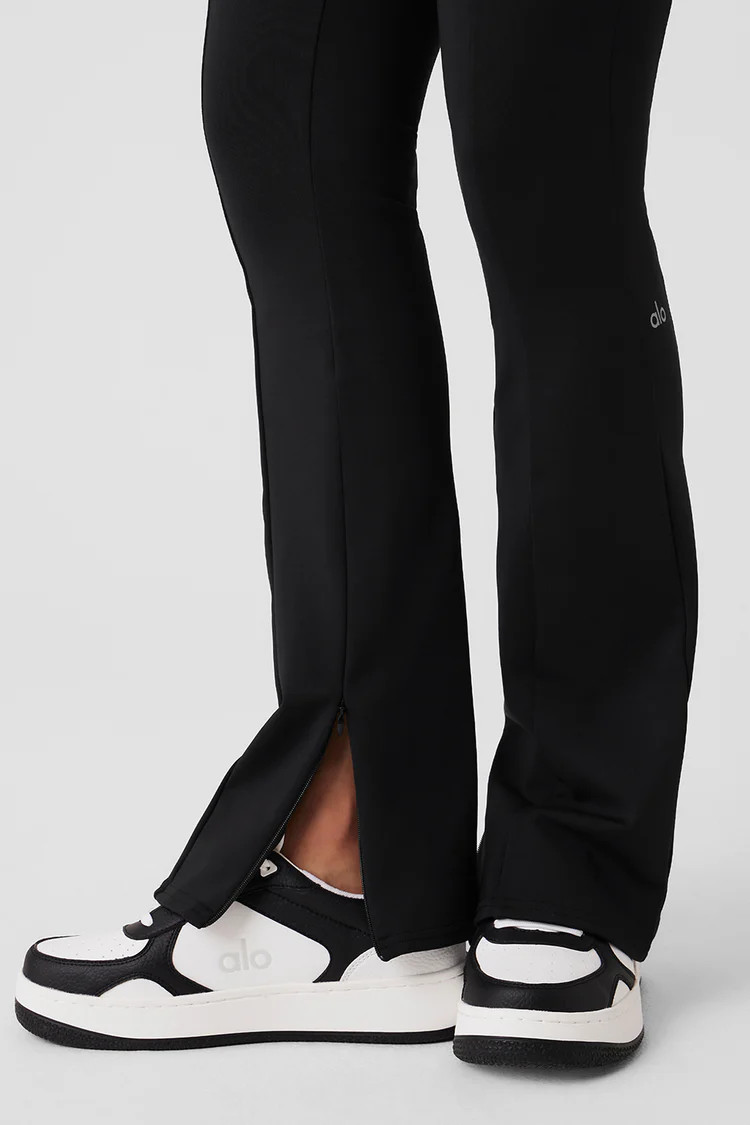 High-Waist 7/8 Zip It Flare Legging | Alo Yoga (US)