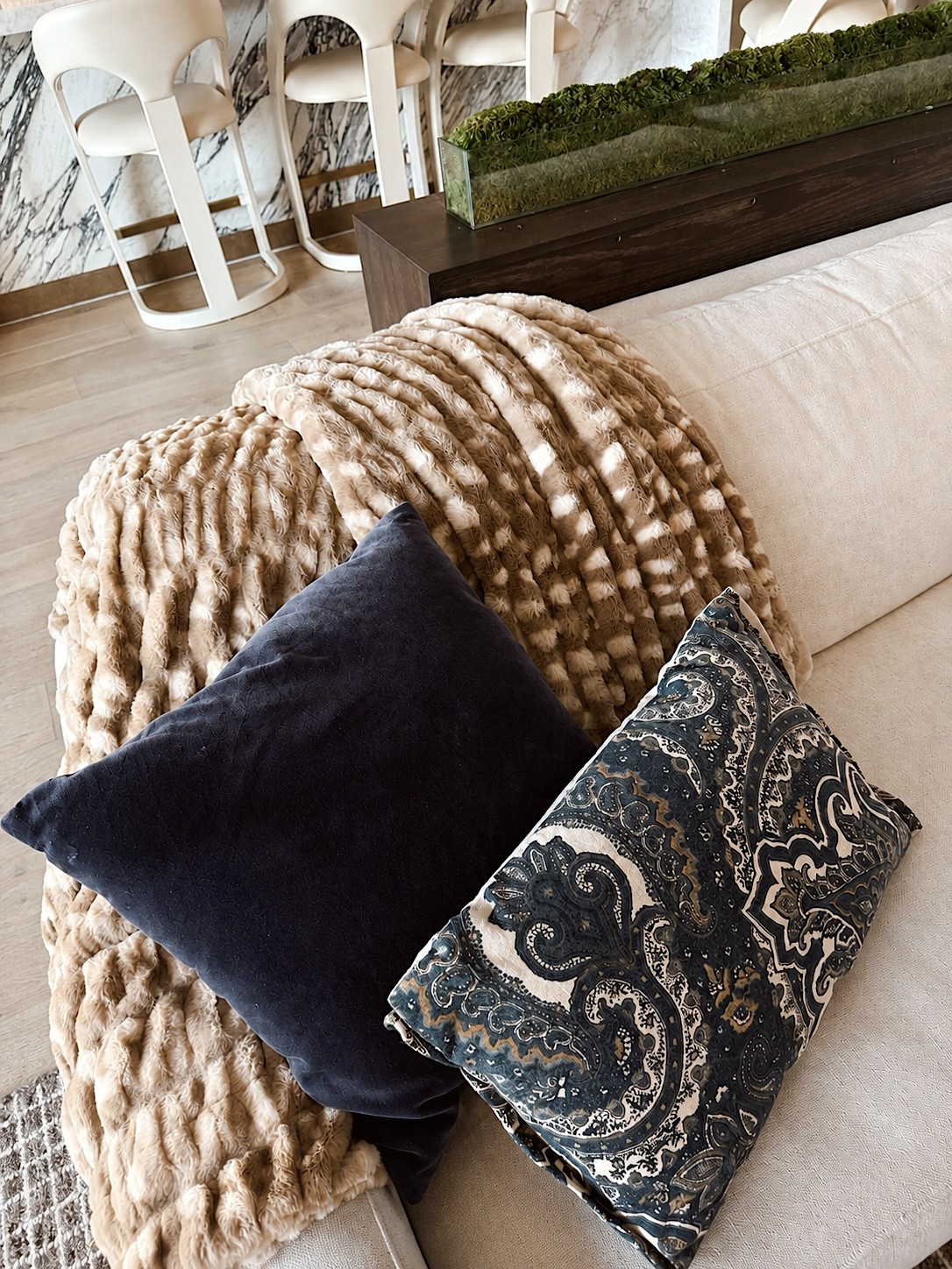 Lumbar paisley pillow I picked up from Target! Love this to elevate my living room couch for fall. Also comes in a rust color 🧺🤎

#LTKSeasonal #LTKHome