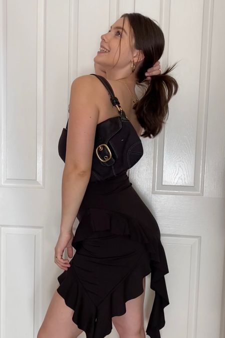 Perfect dress for a date night, girls night out, etc. size up if between (wearing a medium, I’m usually between a small and medium in dresses) #littleblackdress #ootd #yesstyle #lbd #blackruffledress #ruffledress


#LTKstyletip #LTKSeasonal #LTKunder50