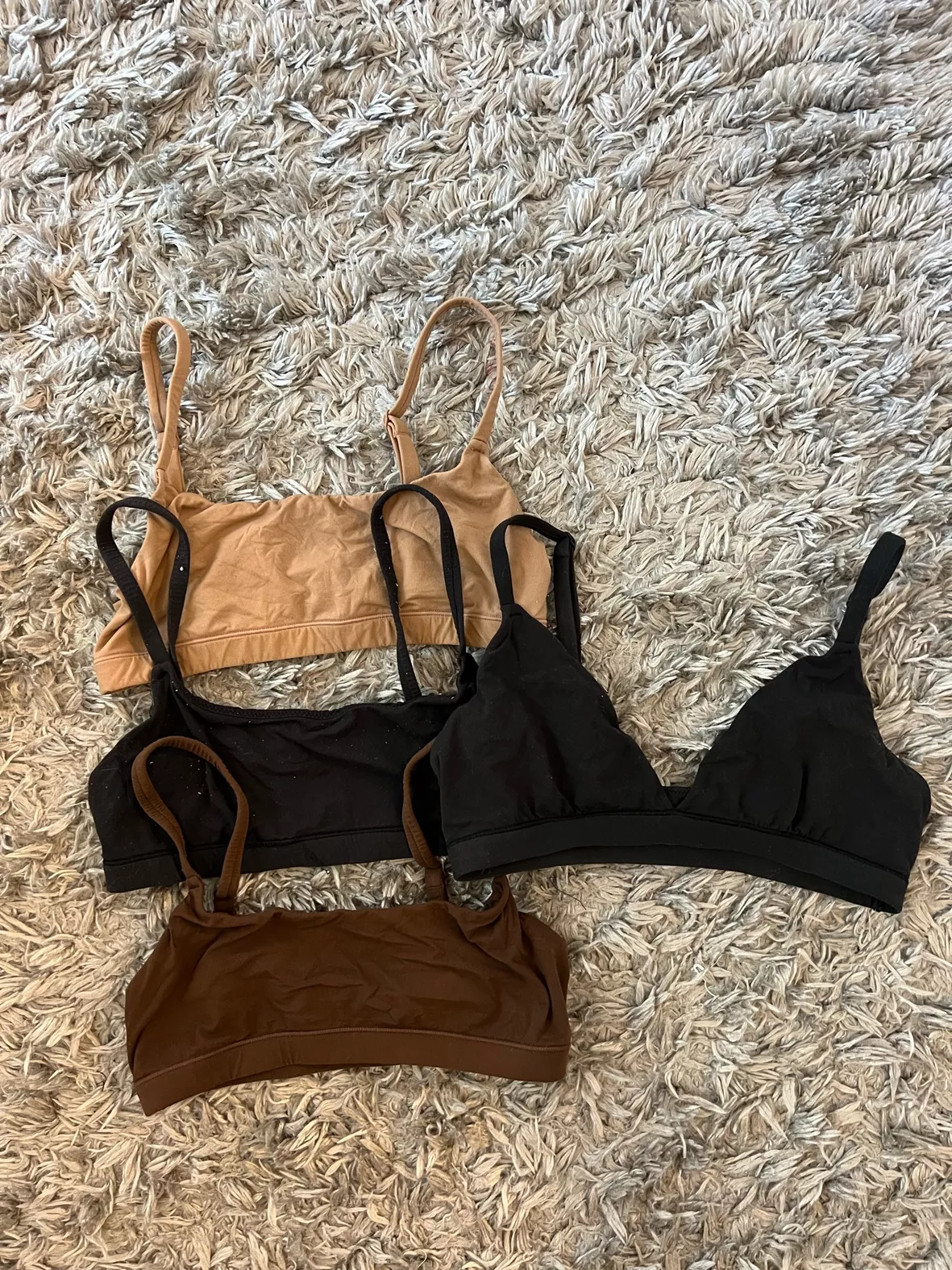FITS EVERYBODY TRIANGLE BRALETTE | SAND