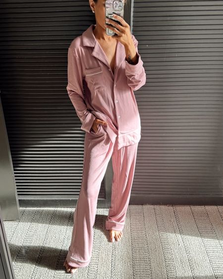 Good morning! The best ribbed cotton stretch pjs for the warmer weather! #LTKstyletip #LTKhome #LTKfindsunder50 

PLEASE FOLLOW @kimkelleykauai2 AS MY BACK UP ACCOUNT WHILE MY MAIN ACCOUNT IS BEING RESTORED. 

#LTKstyletip #LTKfindsunder50 #LTKtravel