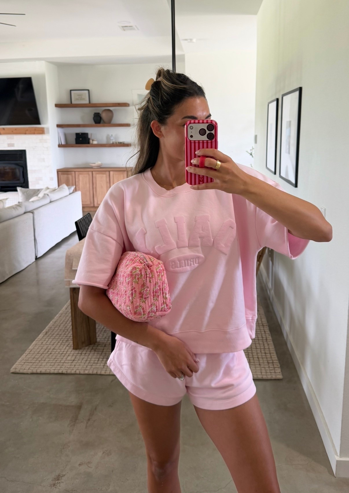 Pouch is linked in Amazon sf!