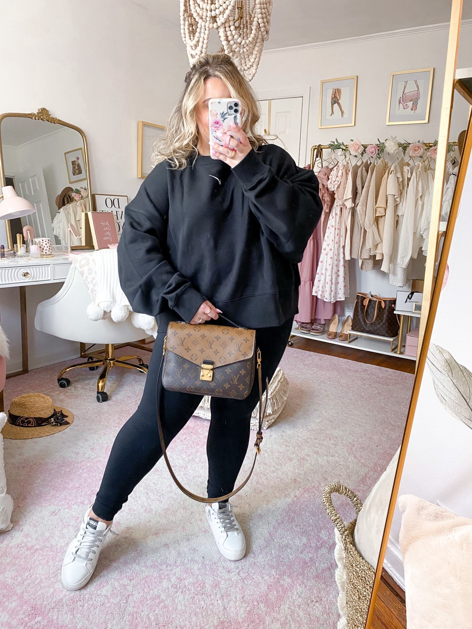 One of my favorite Nike sweatshirts and leggings 
Wearing a large in the sweatshirt and medium in the leggings 

#LTKFindsUnder100 #LTKSeasonal #LTKStyleTip