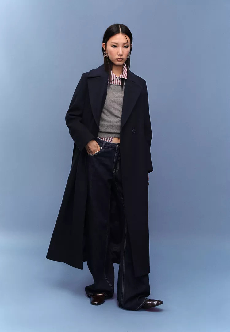 Long coat with belt - Women's fashion | Stradivarius United Kingdom | Stradivarius (UK)