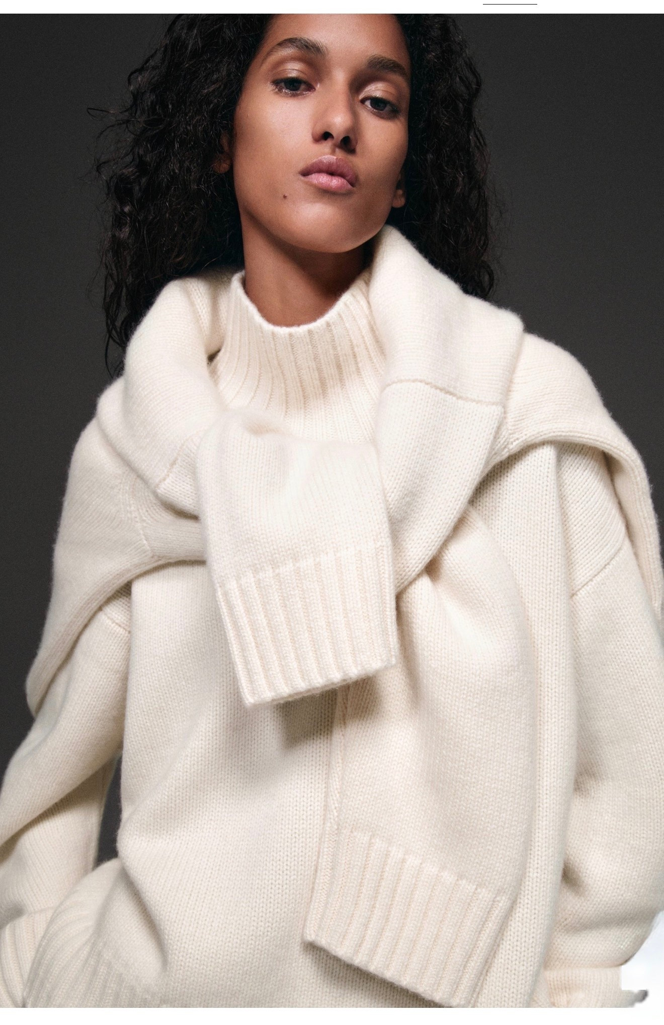 CHUNKY CASHMERE MOCK-NECK SWEATER

The COS cashmere collection is a testament to the house codes of premium materials and impeccable craftsmanship. This chunky sweater is knitted from luxuriously soft GCS cashmere yarn and designed with a mock neckline and ribbed trims.

#LTKHoliday #LTKWorkwear #LTKGiftGuide