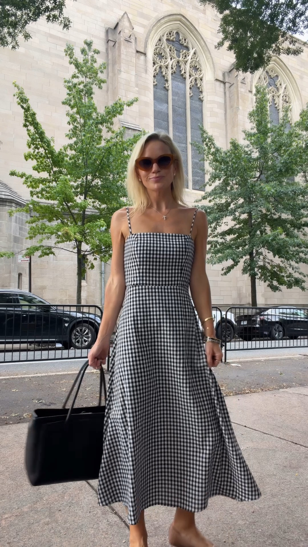 @Bloomingdale's US aqua gingham midi dress under $100

#LTKPetite #LTKootd #LTKSaleAlert