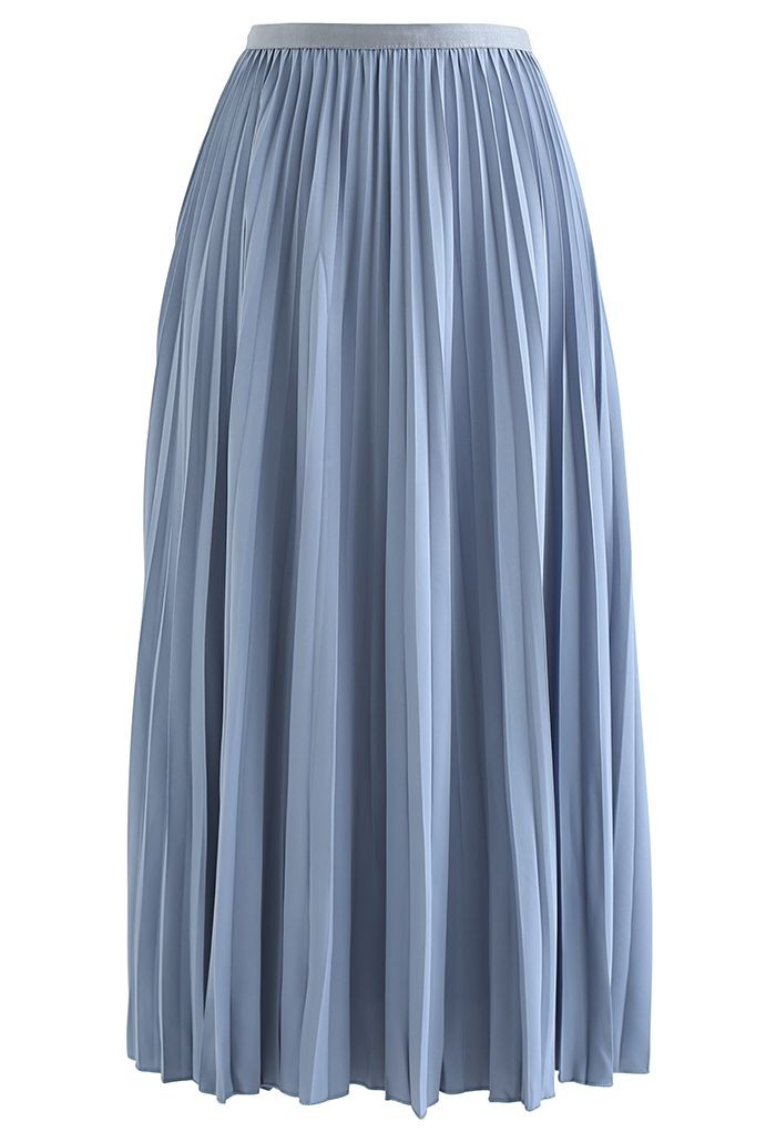 Simplicity Pleated Midi Skirt in Blue | Chicwish