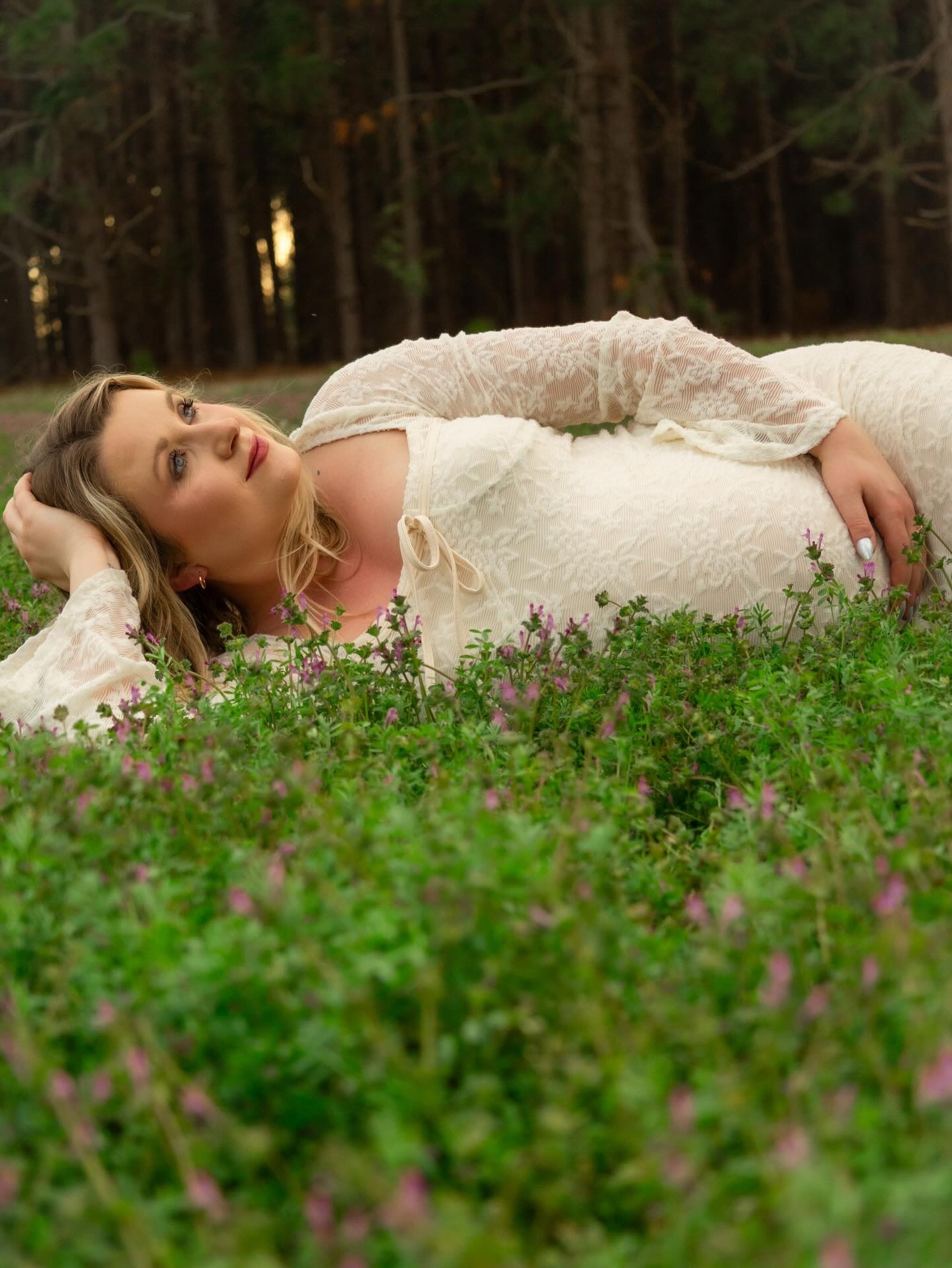 Growing you, growing me. Awaiting the day my arms hold what my heart already knows so dear ☁️🌿🪹