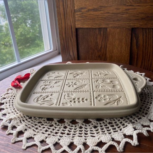 Brown Bag Cookie Art Mold Floral Embossed Stoneware Baking Dish 1988 8x8” | Poshmark