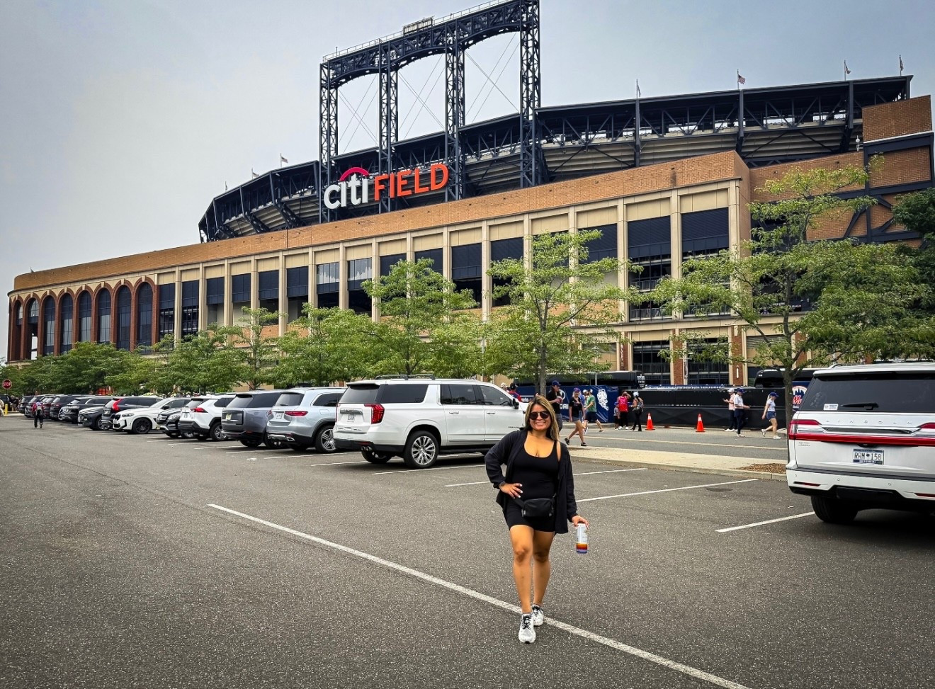 Fall season is in full effect! It’s that time where it could be still hot or chilly enough for a fall sweater.

Baseball postseason begins today- sorry Mets yall can watch from the couch. 😂

I truly love my job where I can end up anywhere and get to do random things. I had layover in NYC and unfortunately the Yankees didn’t have a game scheduled but the Mets did so I went with my crew. Had a blast and luckily had an outfit I can make work to go to the game, walk around and then come back to go to the gym! 

I added a black button up from Boohoo to cover up the outfit and make it more casual. 

#LTKStyleTip #LTKActive #LTKSeasonal