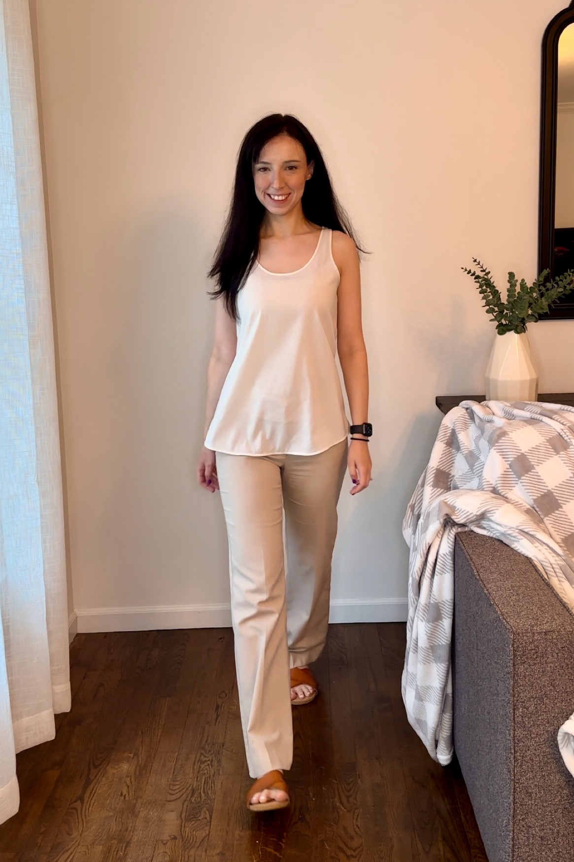 White tank size XS
Tan pants size 00
Brown sandals size 6.5

Work outfit, summer outfit, casual outfit, millennial outfit, minimalist outfit 