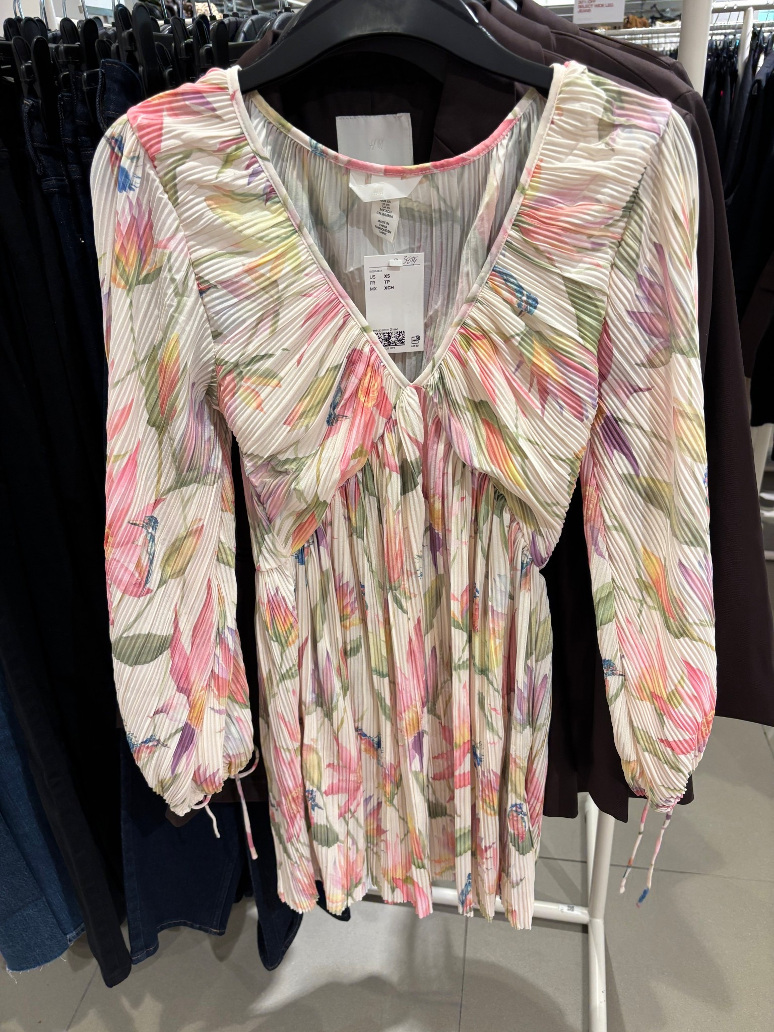 A pretty long sleeve floral dress that would be perfect for Easter or any special event this spring


#LTKspring #LTKSeasonal #LTKspringtrends