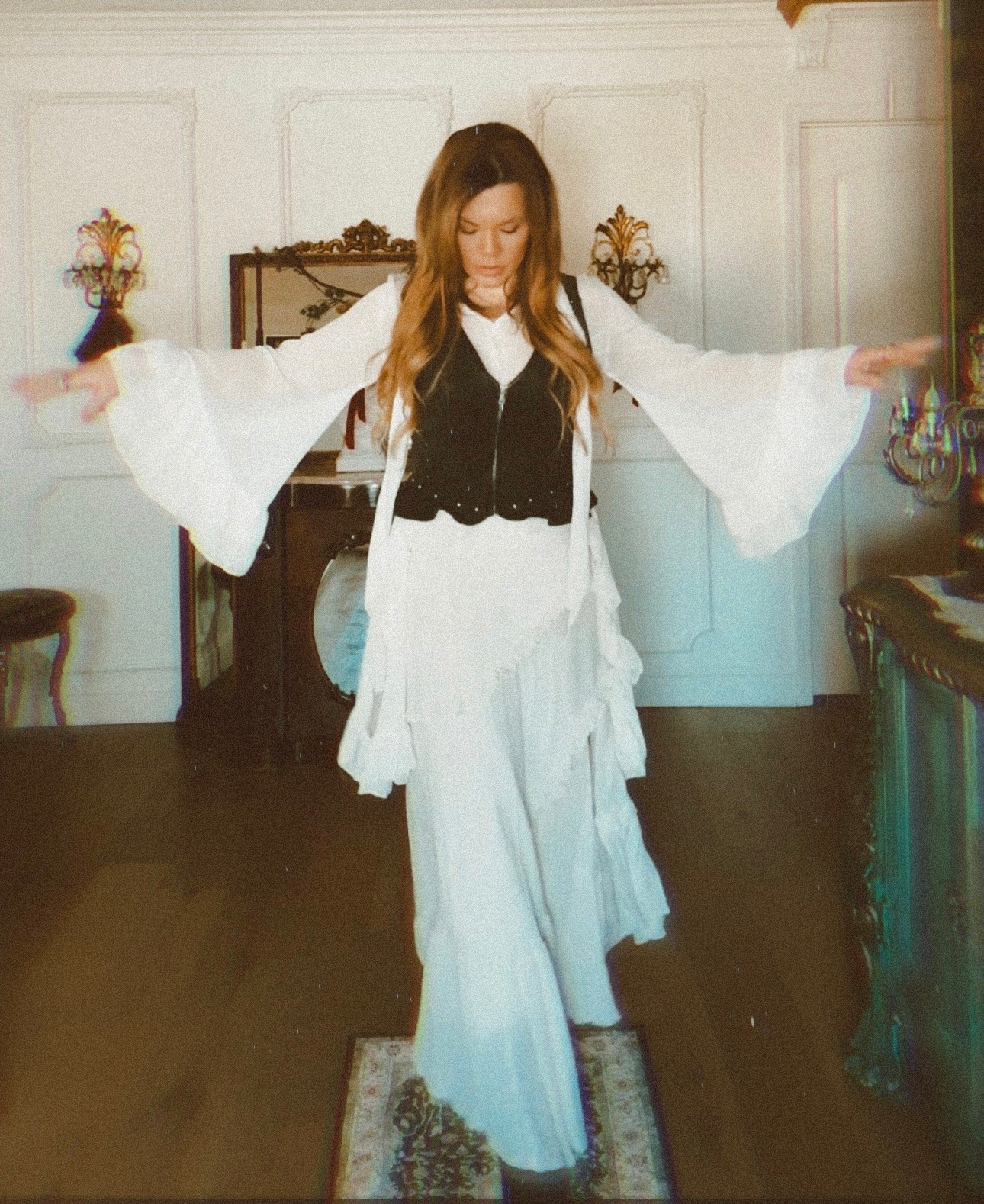 ✨ Channeling my inner Stevie Nicks today! 🎶🖤 With "Edge of Seventeen" in my head, I put together this outfit and absolutely in love with how it turned out! 🌙✨ 

#LTKgrwm #LTKOver40 #LTKTall