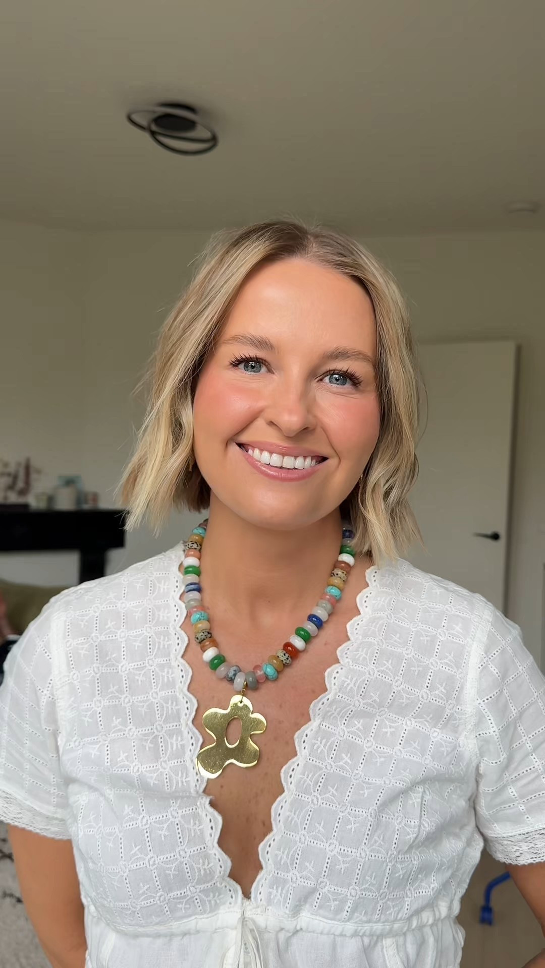 Glowy makeup routine!

Forgot to film first steps: L’Oréal glotion (shade medium) and maybelline concealer (shade 10)

L’Oréal foundation in 4D/4W
Westman atelier sticks in biscuit and petal
Too faced blusher in berry dreamy
Charlotte tilbury highlight wand in peachgasm 
Ysl mascara in brown 
Sweed lip liner in dream bigger 
Summer Fridays lip butter balm in brown sugar 
Iconic London setting spray 



#LTKeurope #LTKbeauty #LTKuk