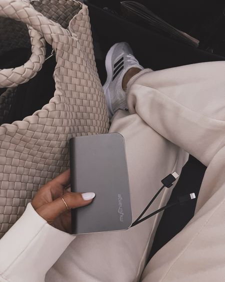 This portable charger makes a great gift for someone on the go! #StylinbyAylin 

#LTKGiftGuide #LTKtravel #LTKfindsunder100