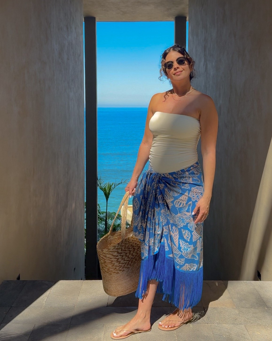 This sculpting swimsuit😍fits snug, I sized up to a M

#LTKTravel #LTKmomlife #LTKSeasonal