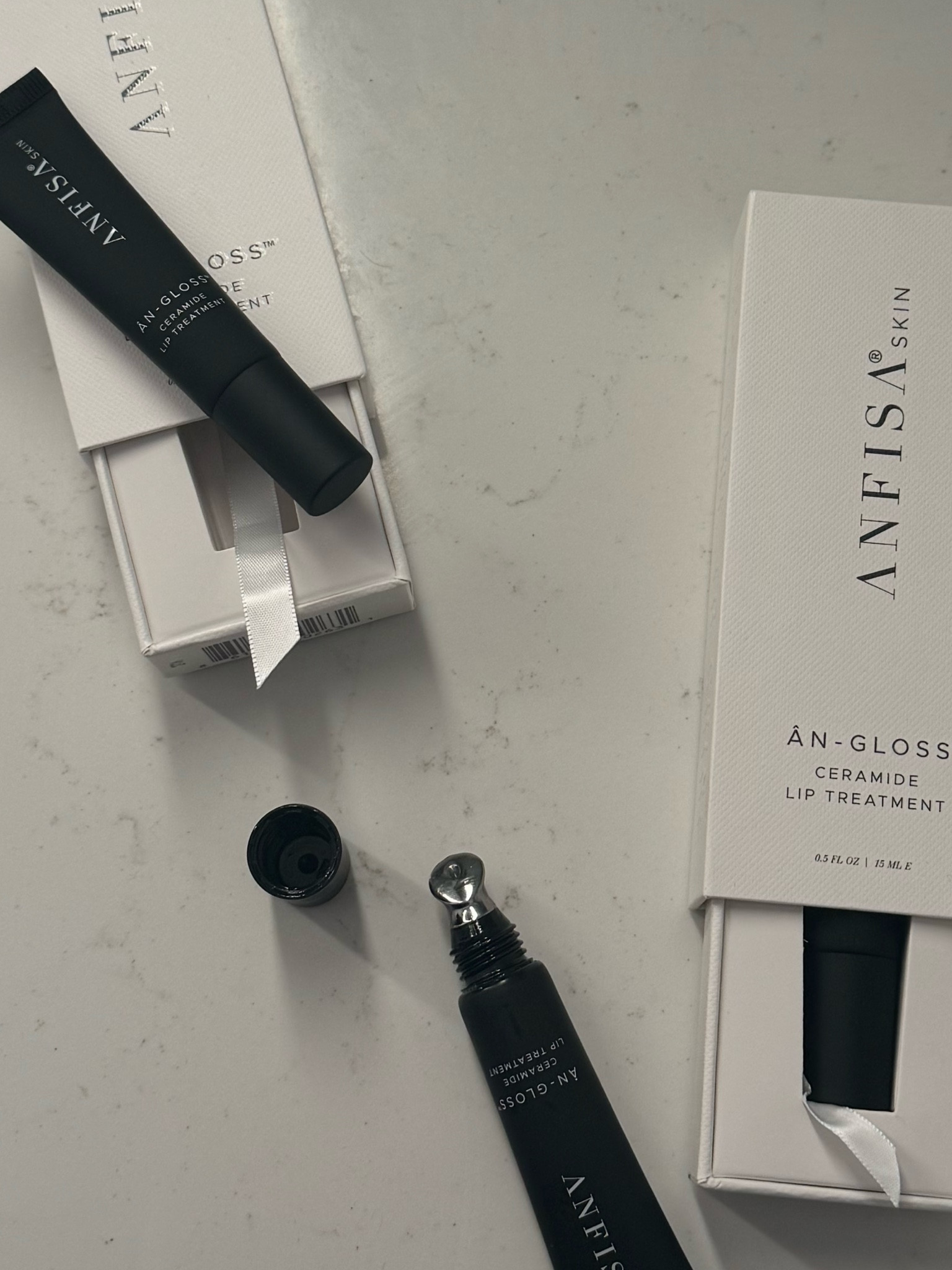 Favorite lip gloss EVER 🫶🤭🧸

#LTKBeauty #LTKU #LTKGiftGuide