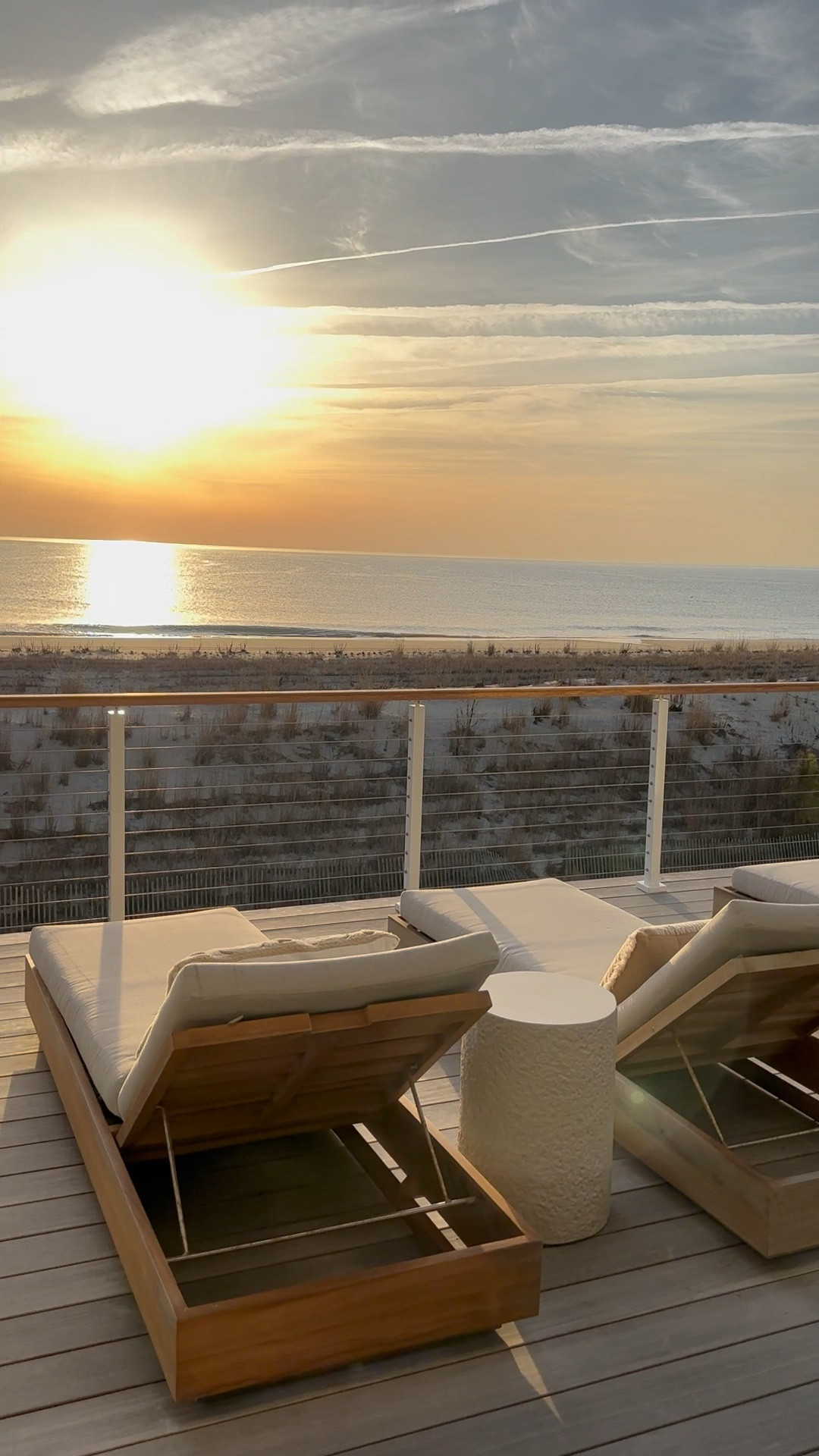 𝘽𝙚𝙖𝙘𝙝𝙛𝙧𝙤𝙣𝙩 𝘽𝙚𝙖𝙘𝙝 𝙃𝙤𝙪𝙨𝙚 𝙏𝙤𝙪𝙧

𝘽𝙚𝙖𝙘𝙝𝙛𝙧𝙤𝙣𝙩 𝘽𝙚𝙖𝙘𝙝 𝙃𝙤𝙪𝙨𝙚 𝙏𝙤𝙪𝙧 - Can we spend the #longweekend at this 𝘽𝙚𝙖𝙘𝙝𝙛𝙧𝙤𝙣𝙩 𝘽𝙚𝙖𝙘𝙝 𝙃𝙤𝙪𝙨𝙚?

#beach #sunset #longweekend #unwind


Design + Build: @marnieoursler
Video: @danajefferyhoff

SHOP: https://liketk.it/5heFI

TOUR: https://www.homebunch.com/2025-beach-house-design-ideas/


🔥🔥🔥 Go to the blog today for some amazing sales!!! 🔥🔥🔥

#modernorganic #organicmodern #colordrenching #transitionalmodern #howto #diy #diyhome #kitchenreno #neutralinteriors

#LTKSaleAlert #LTKStyleTip #LTKHome