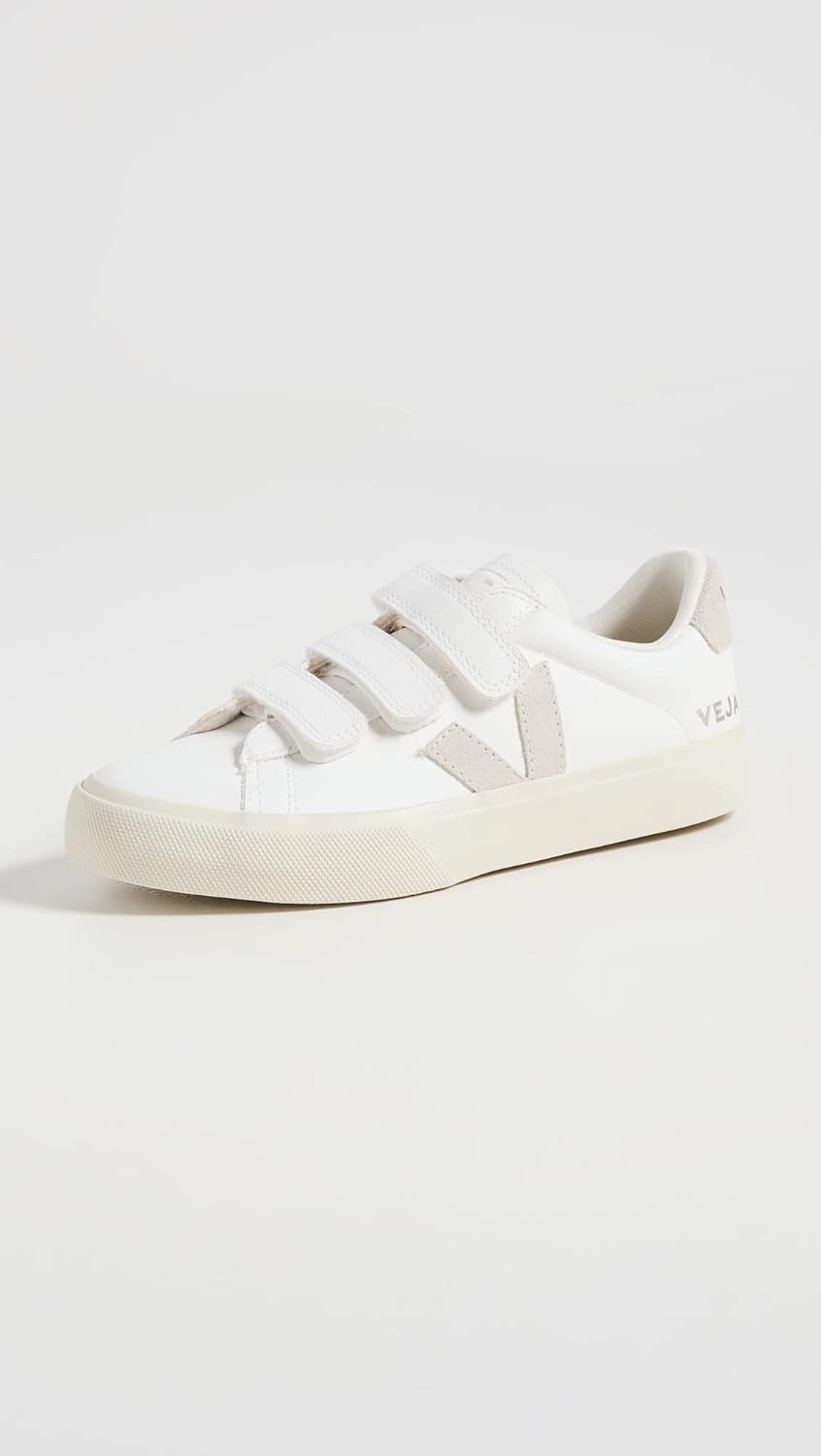 Veja Women's Recife Logo Sneakers | Amazon (US)