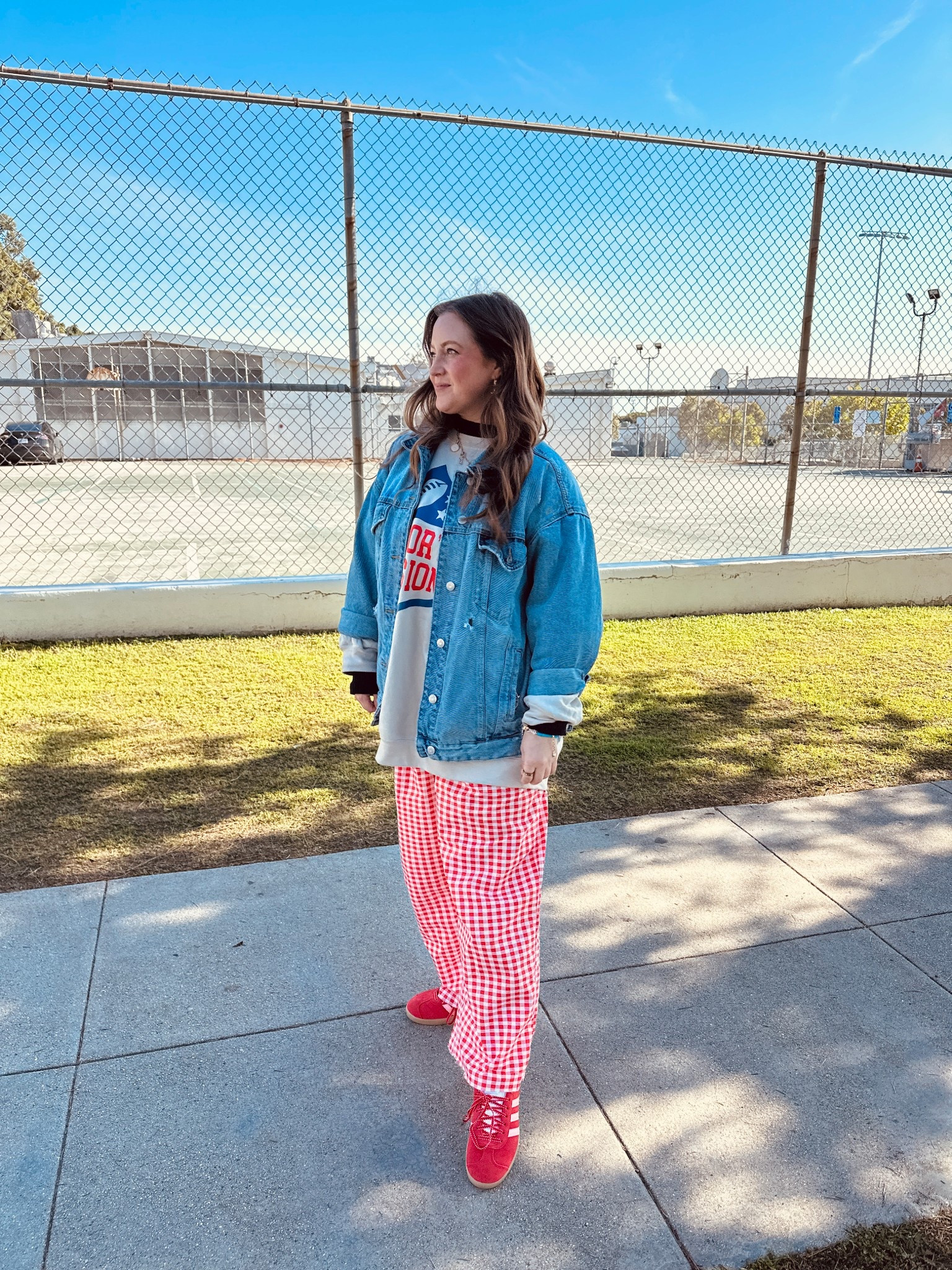 A favorite outfit from Super Bowl weekend, but I love the oversized everything trend! 

#LTKStyleTip #LTKPetite #LTKMidsize