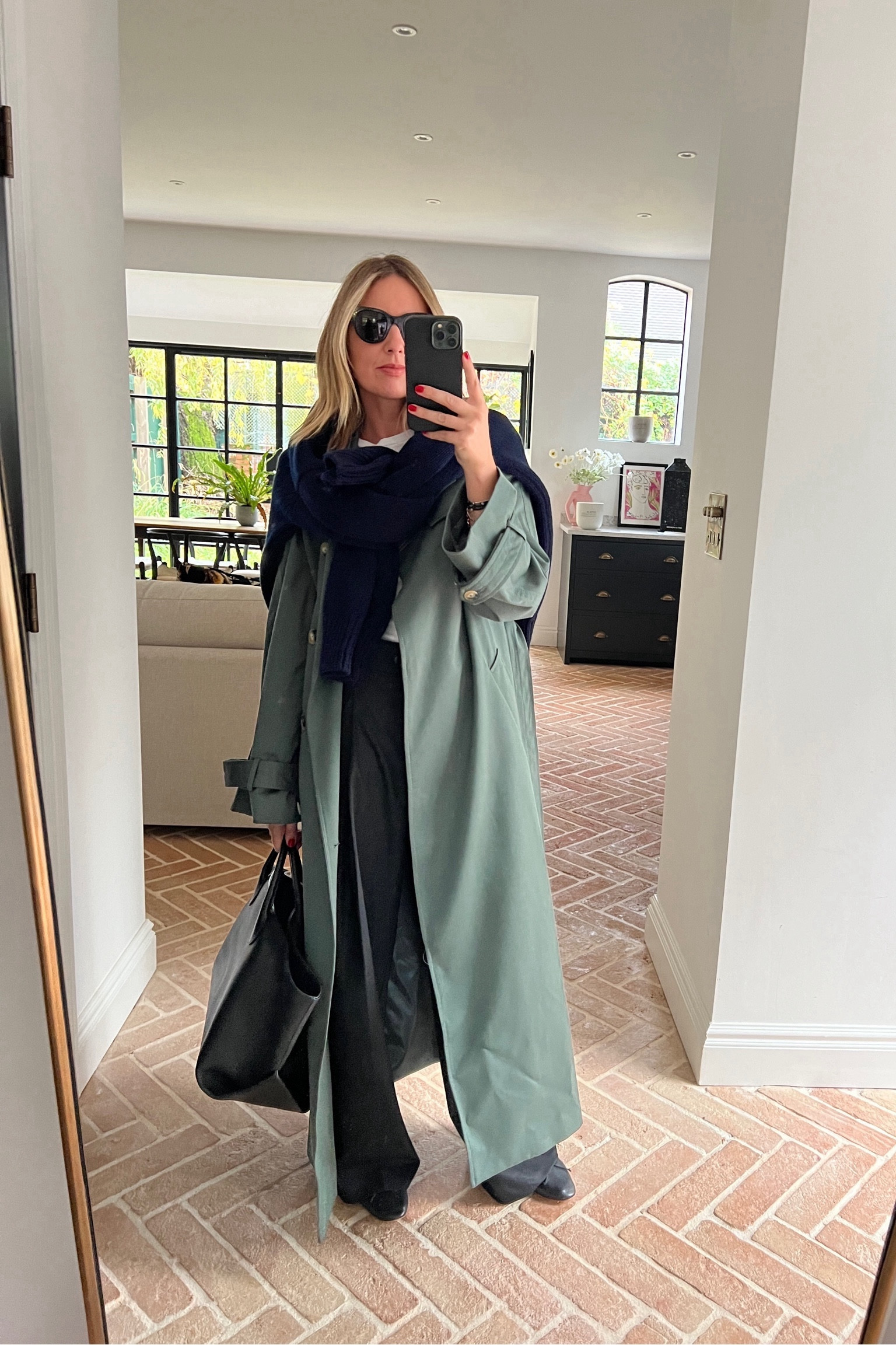 Day 2/7 recreating outfits from my Pinterest board 📌 
Green Trench Coat 
Black Tailored Trousers 
Ballet Pumps 
Khaite Tote Bag
White Tee
Navy Chunky Knit 

Aligne | Arket | Loeffler Randall | & Daughter | Khaite 

#LTKstyletip #LTKeurope #LTKCyberSaleUK